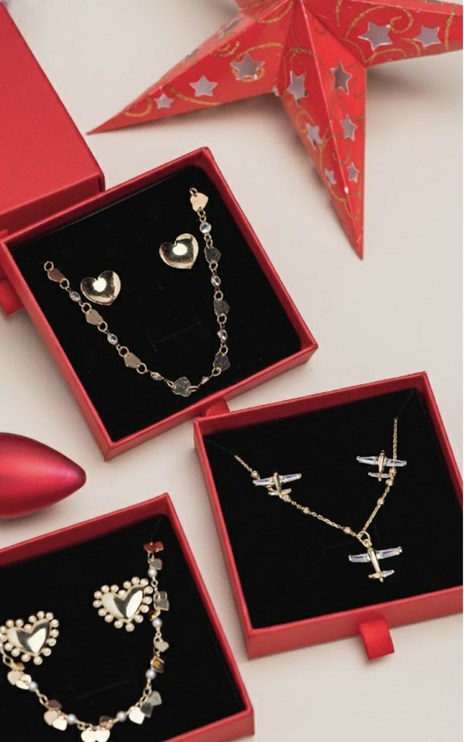 Discover stunning necklace and earring sets for just $15—ideal for gifting this holiday season. ✨ Shop now and surprise your loved ones! 🎄