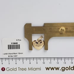 11940 Heart with 'Mom' Charm