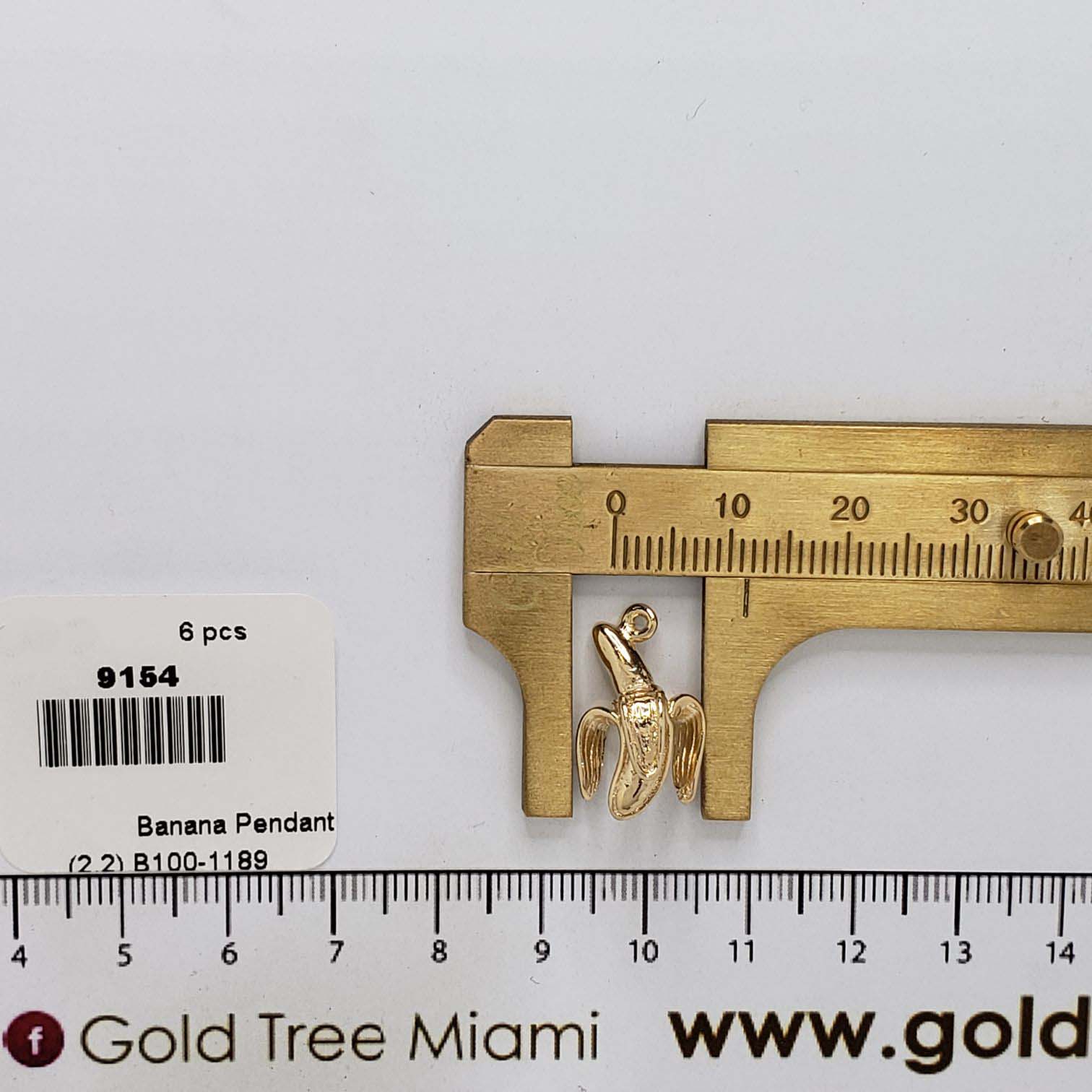 9154 Gold Peeled Banana Pendant