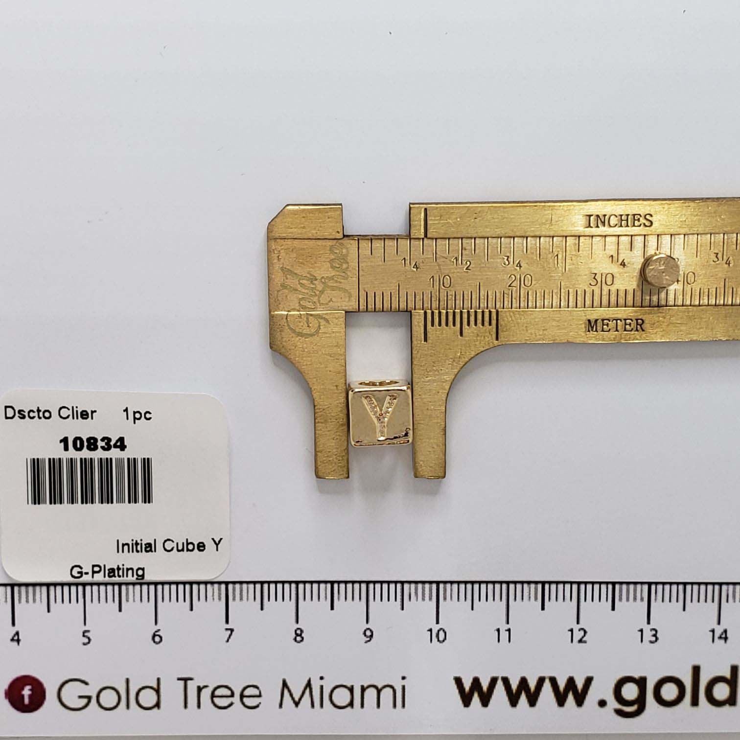 10834 Initial Cube Y