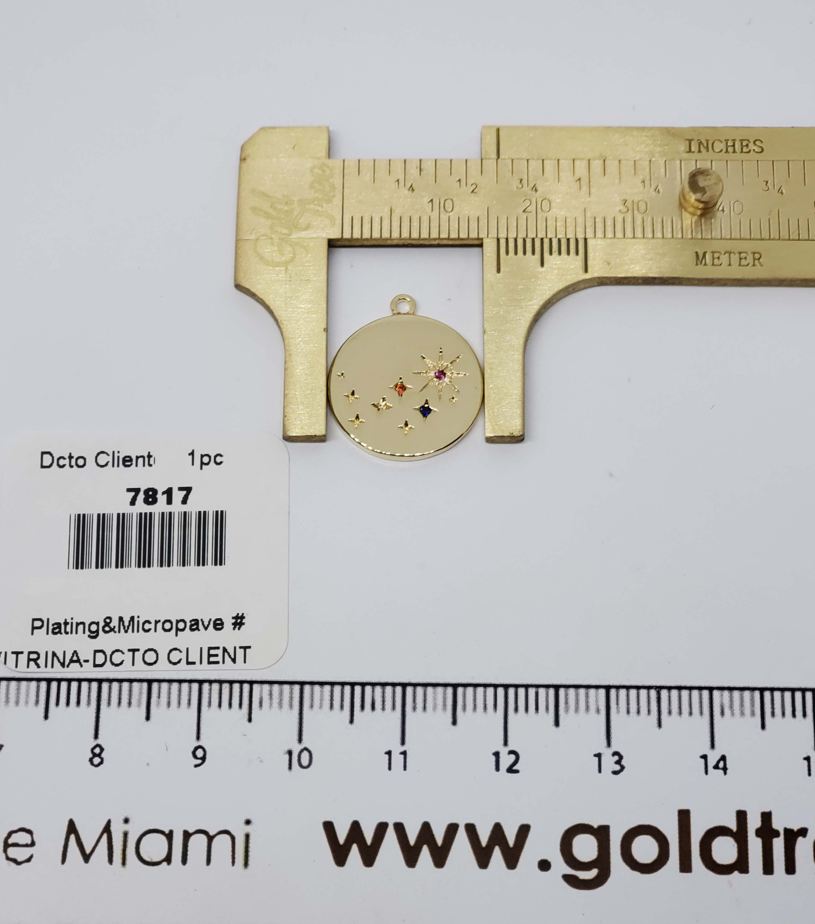 7817 Round Colors Star Pendant