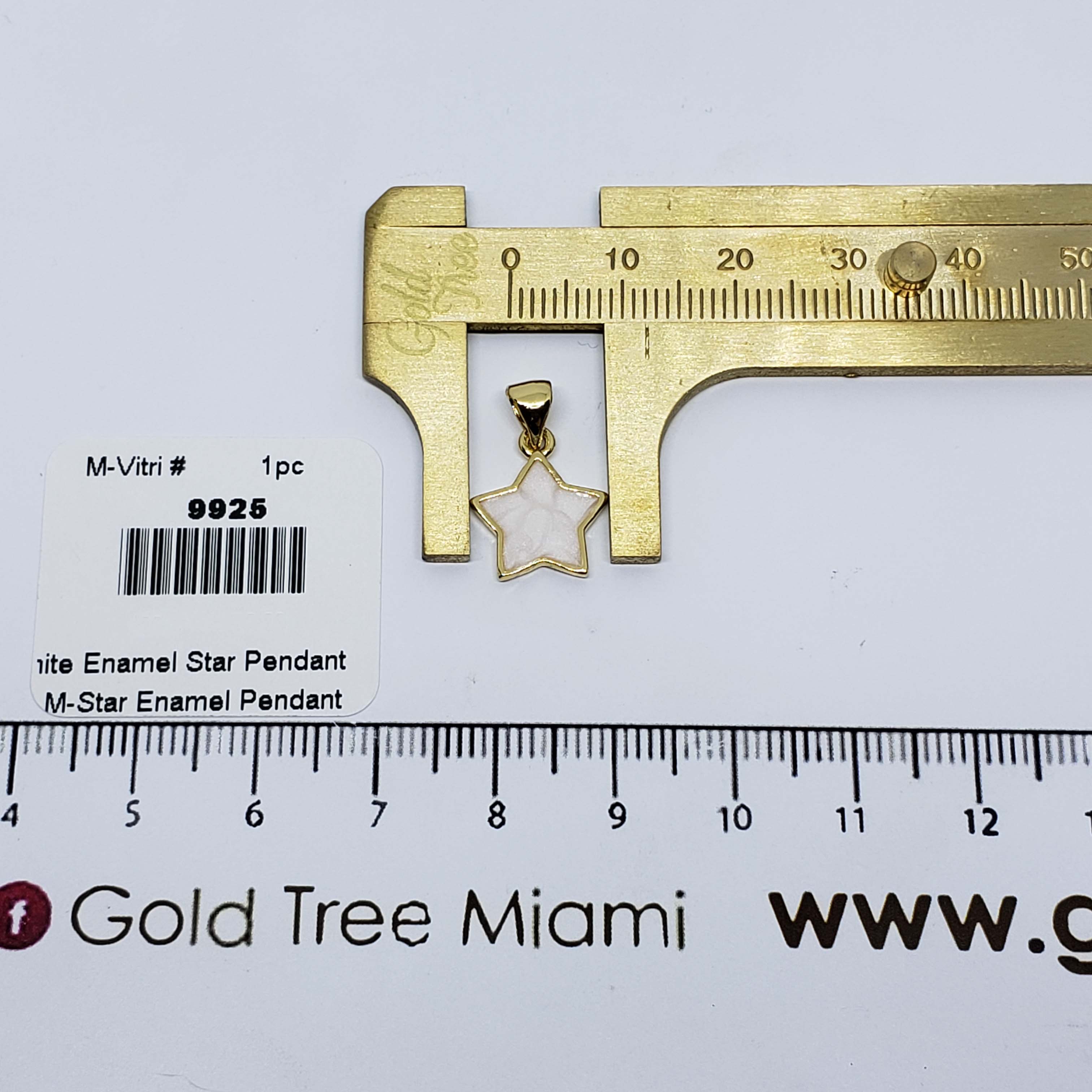 9925 Gold Star Shell Pendant