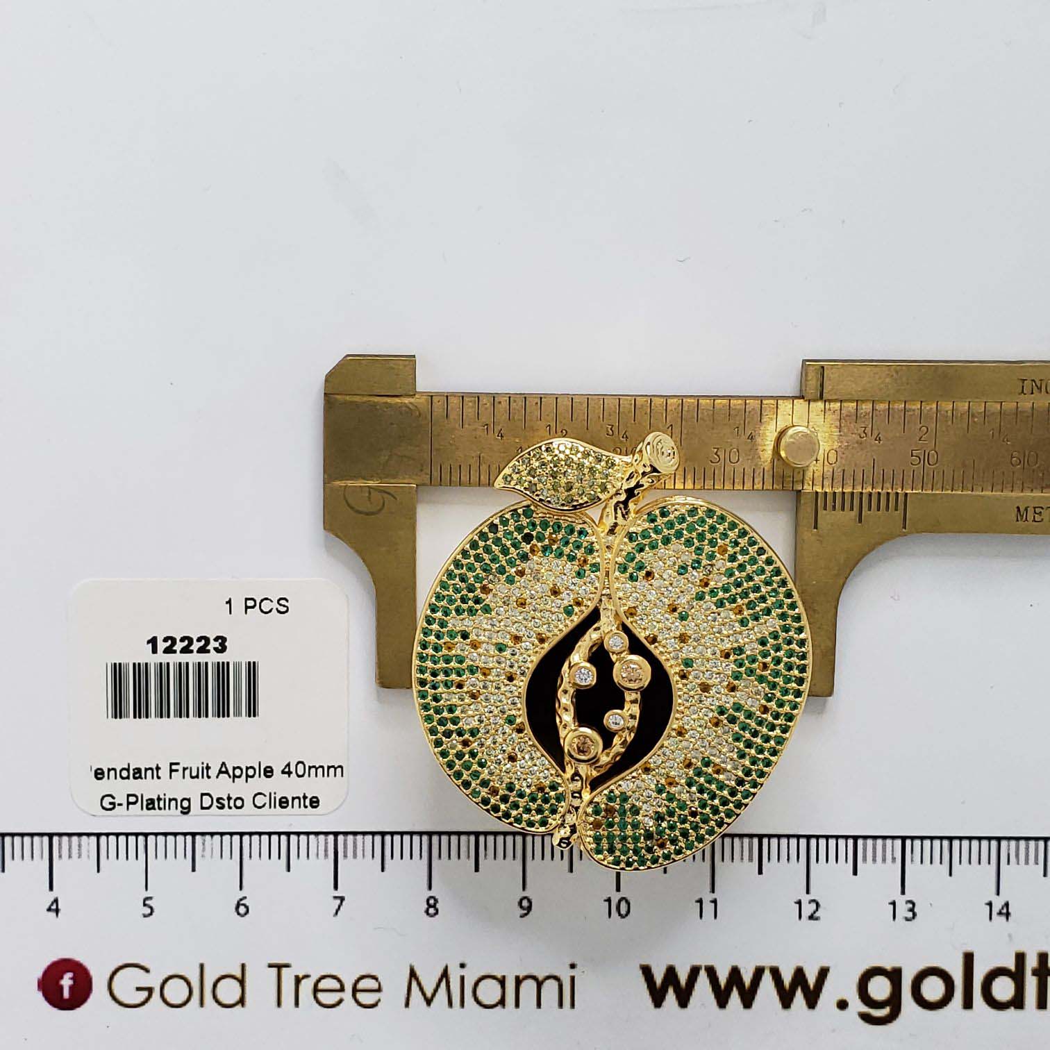 12223 Crystal Apple Pendant