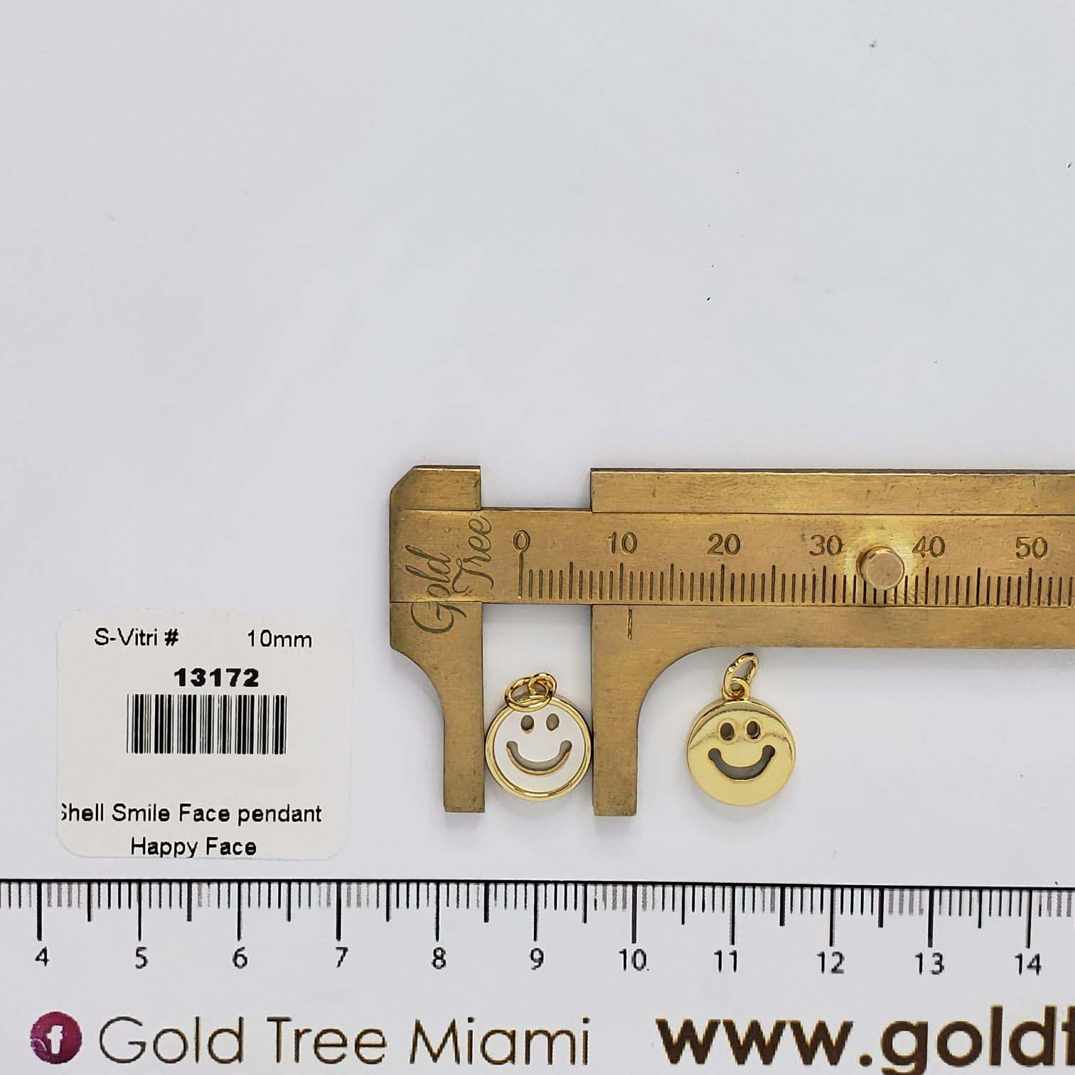 13172 Shell Smile Face Pendant