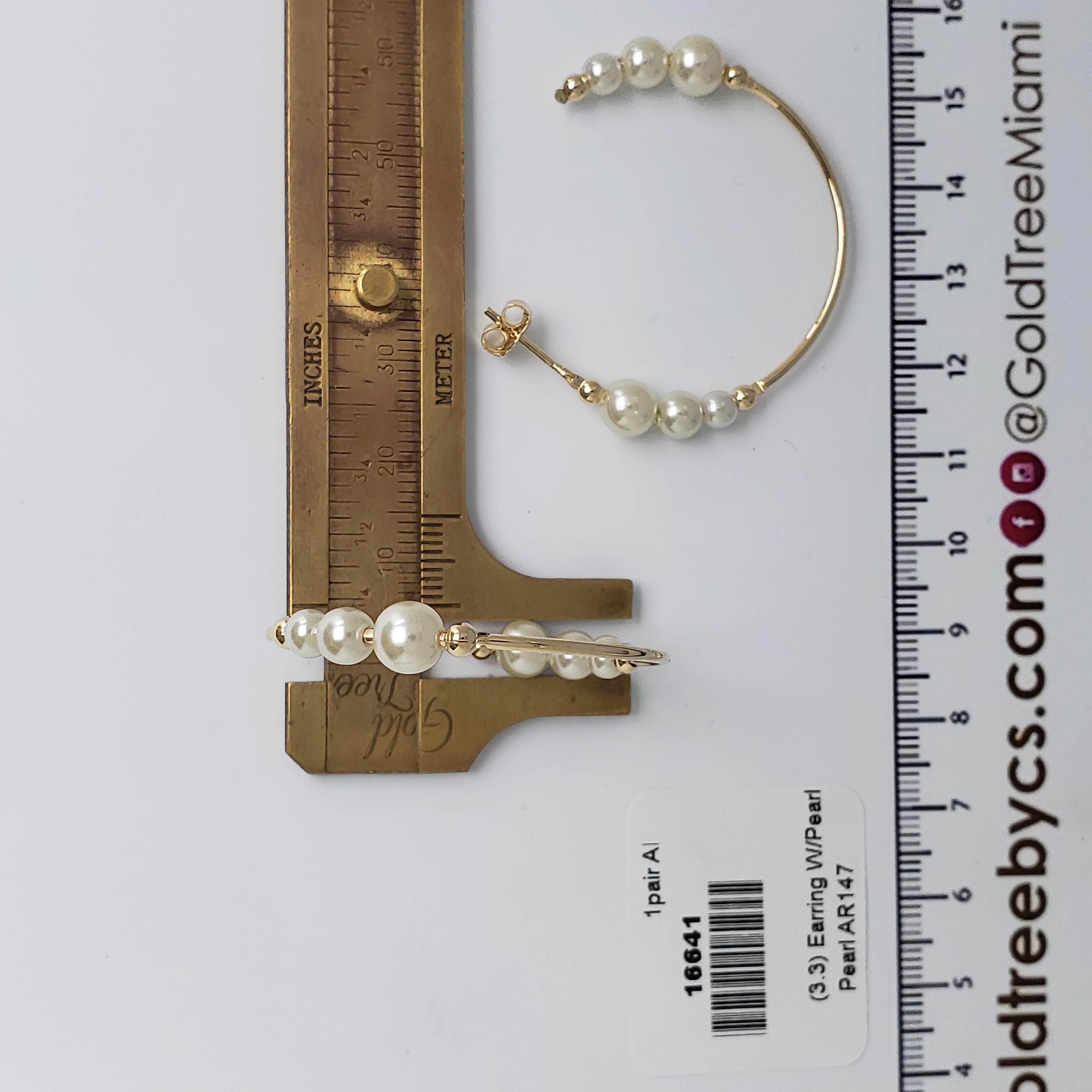 16641 Earring with Pearls and Balls 