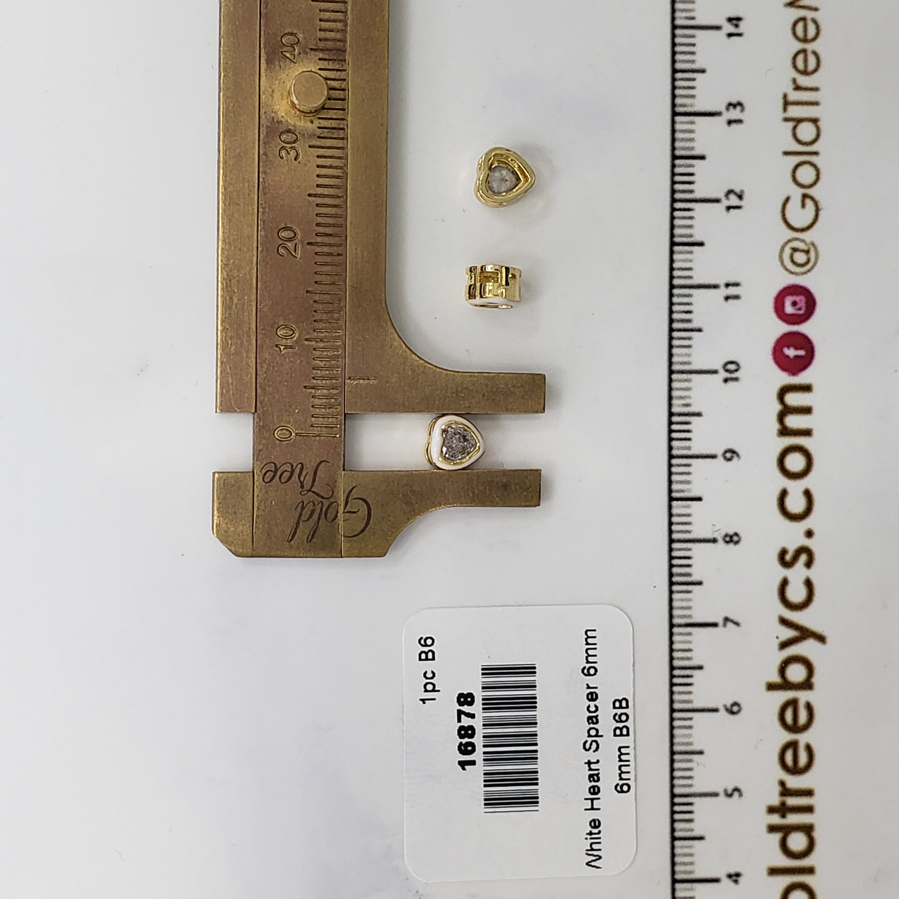 16878 White Heart with Crystal Spacer