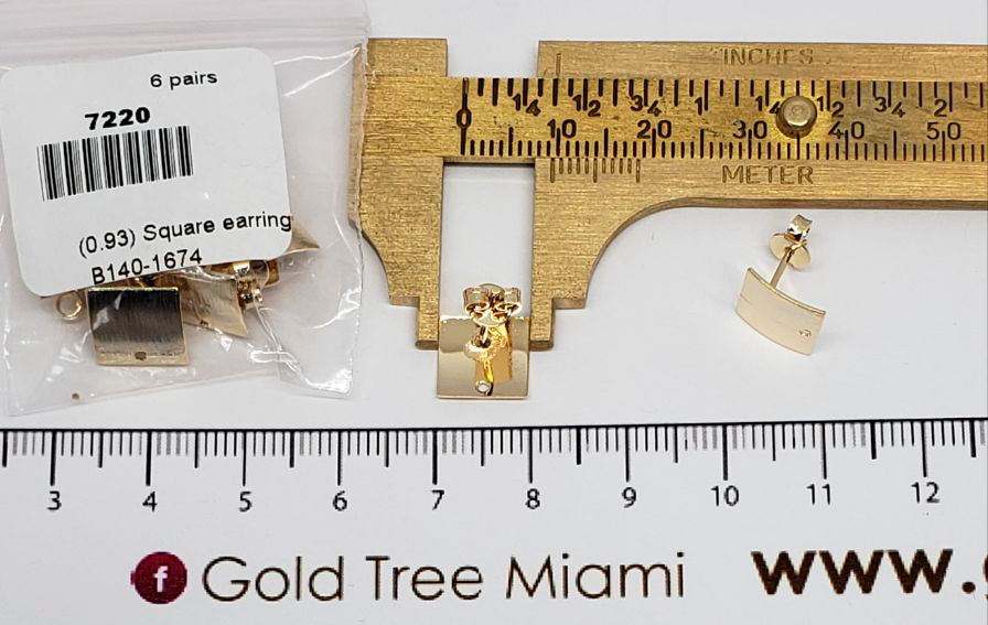 7220 10mm Gold Square Earring