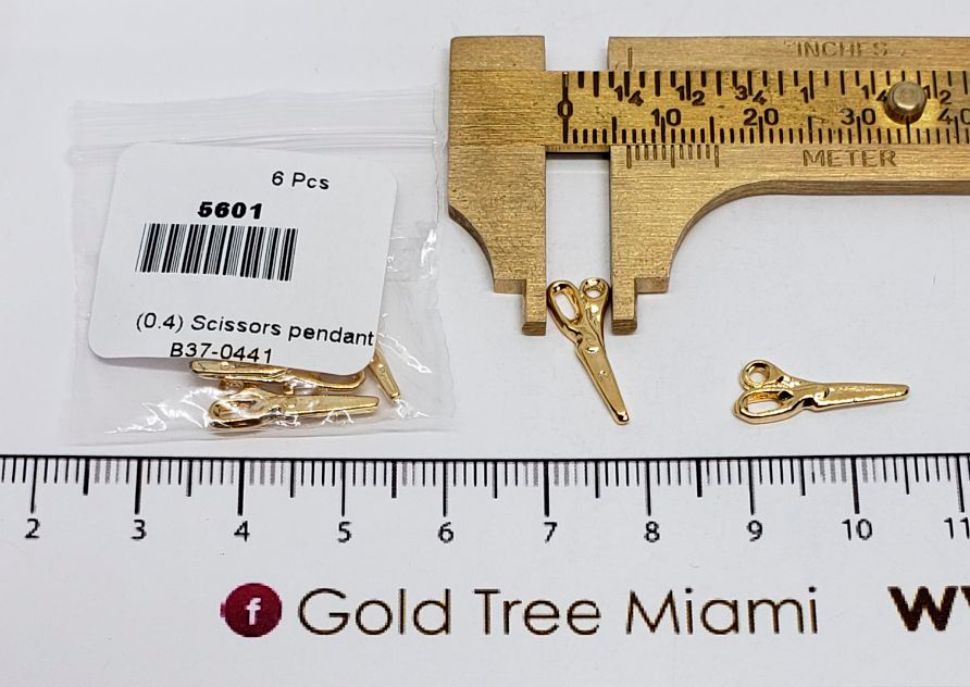 5601 Gold Scissors Pendant