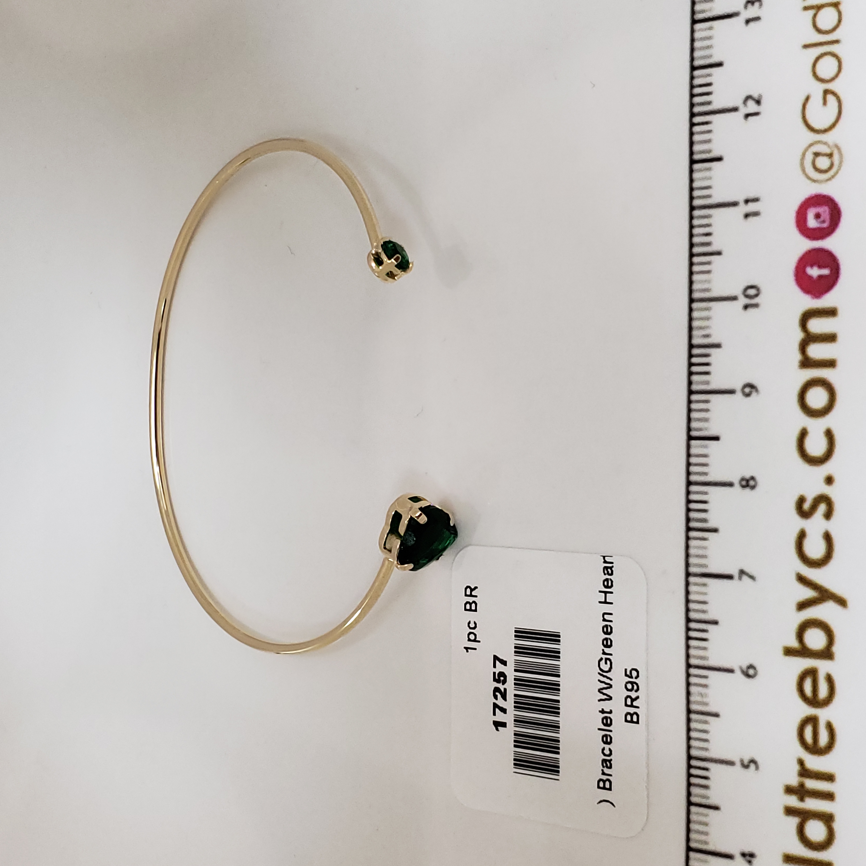 17257 Bracelet with Green Heart