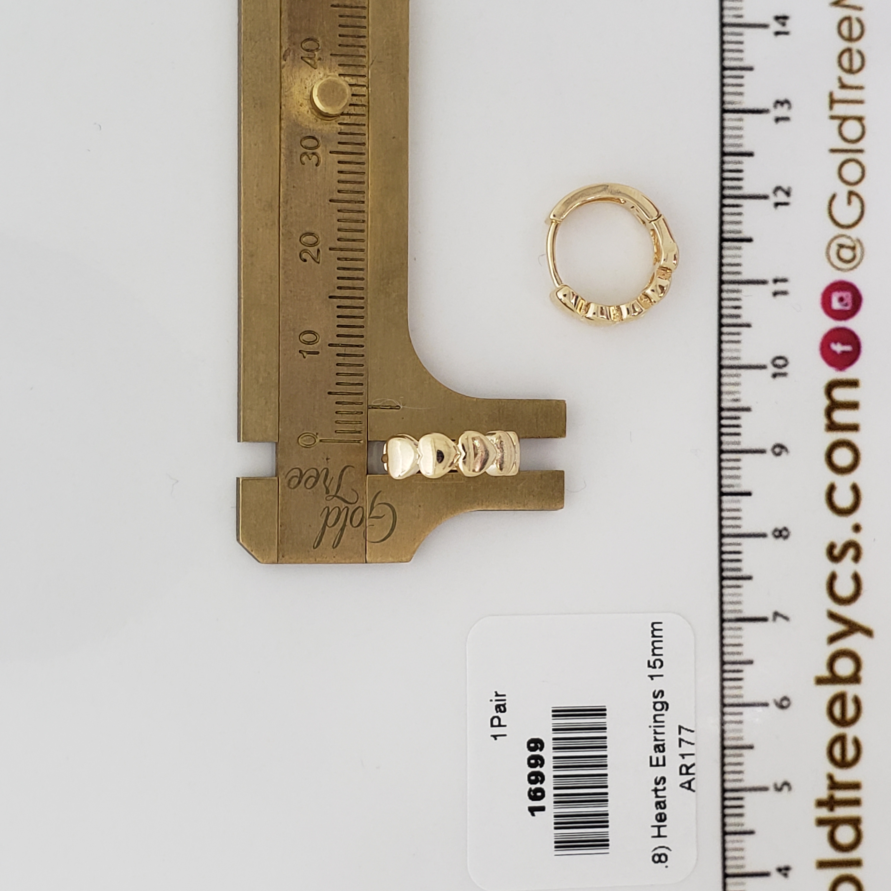 16999 15x4mm Hearts Earrings