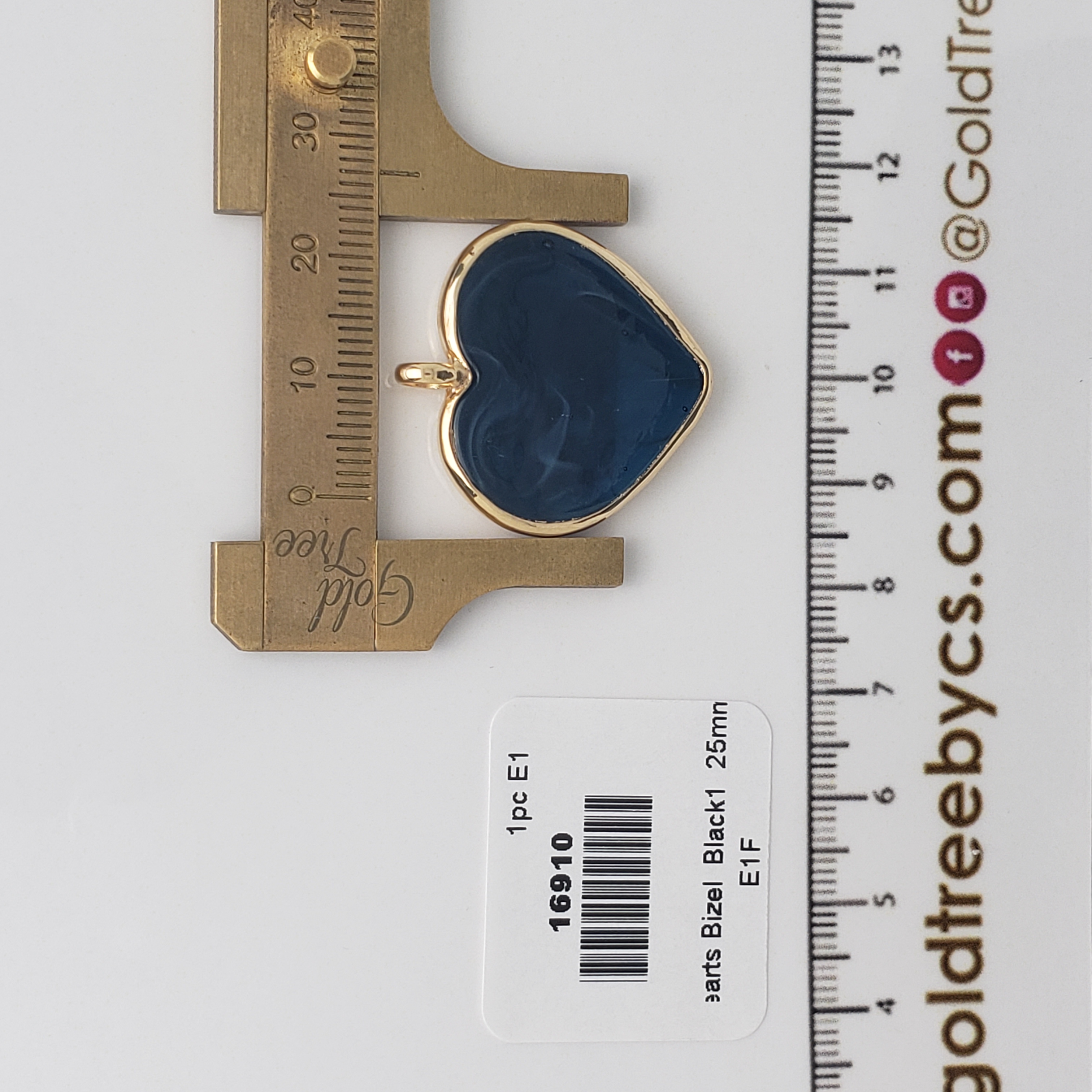 16910 Big Black Heart Bizel Pendant