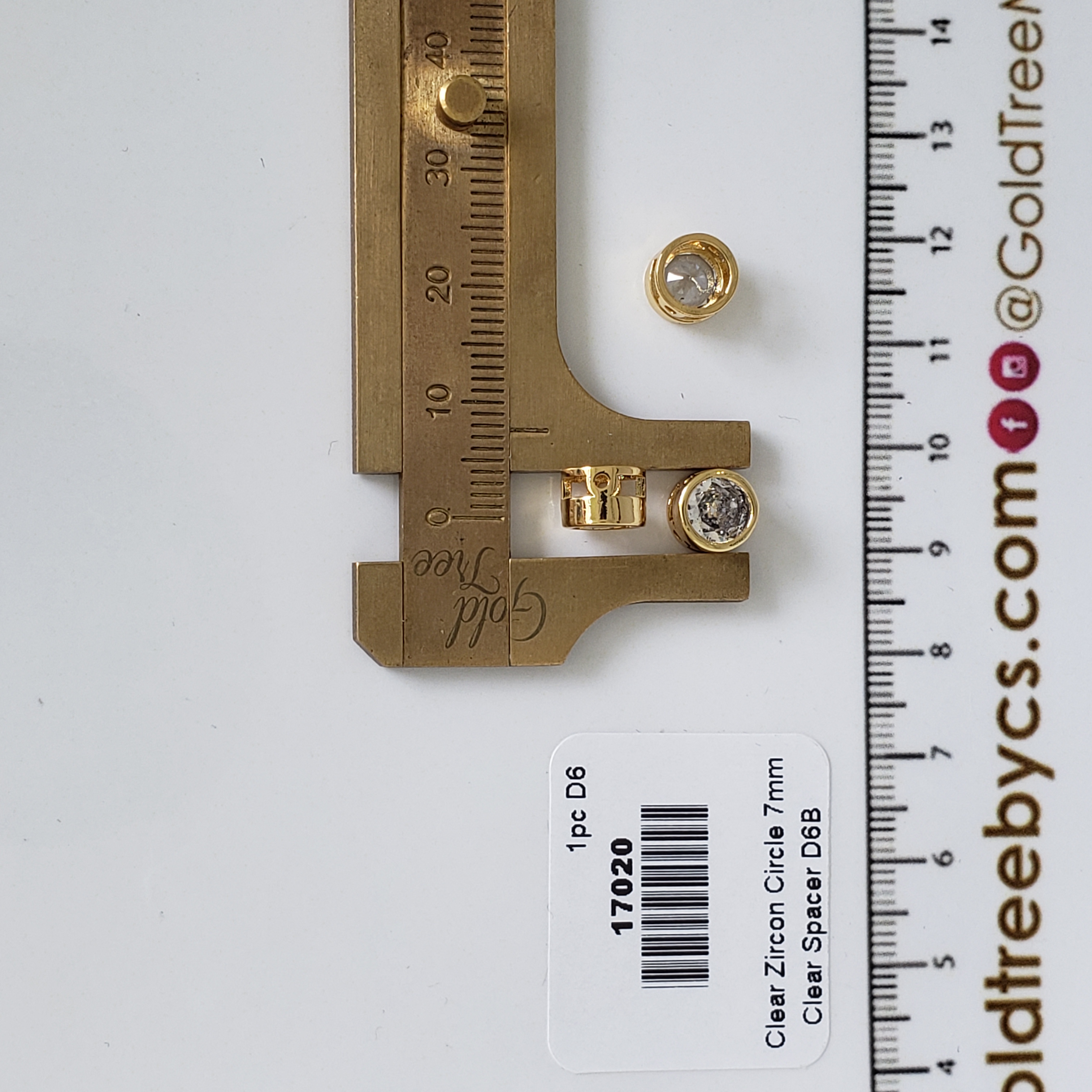 17020 Crystal Clear Circle Spacer