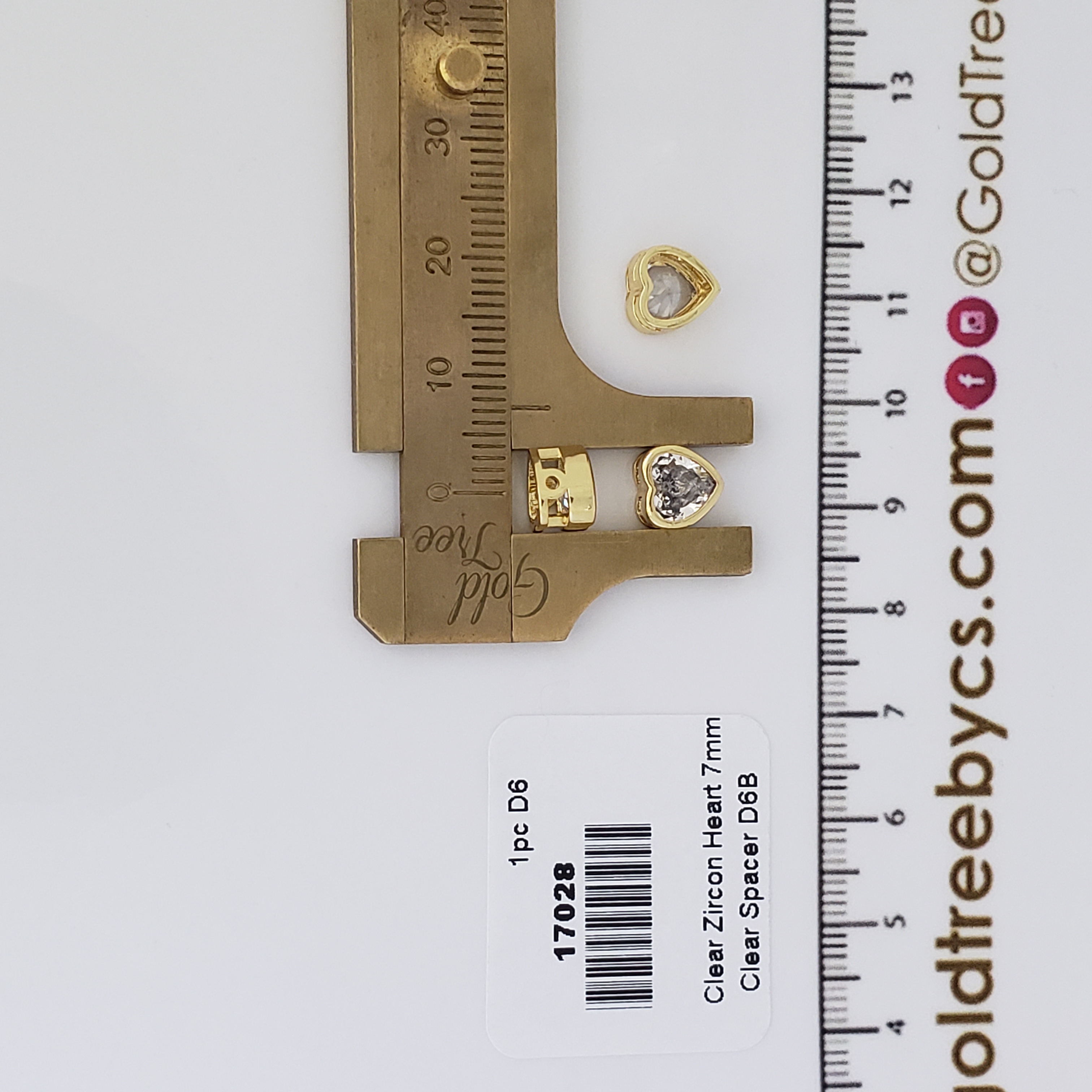17028 Crystal Cleare Heart Spacer
