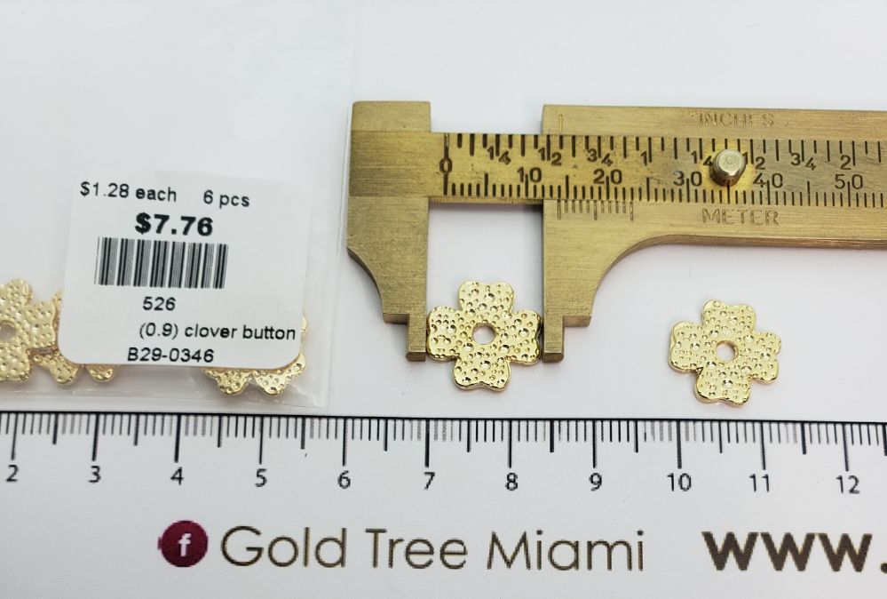 526 Clover Button