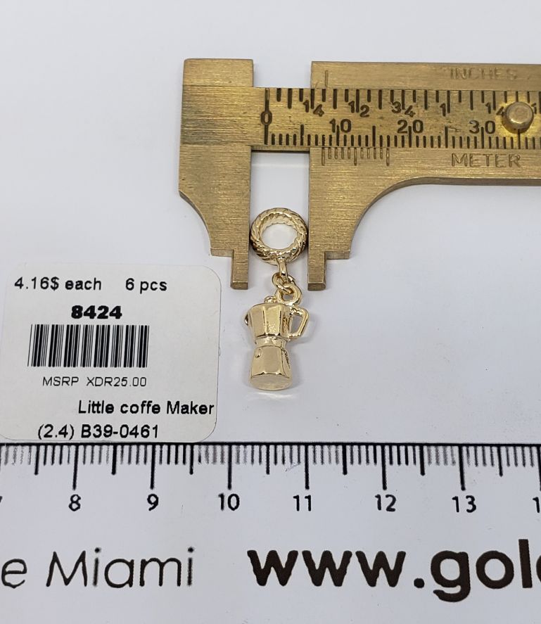 8424 Little Coffe Maker Charm
