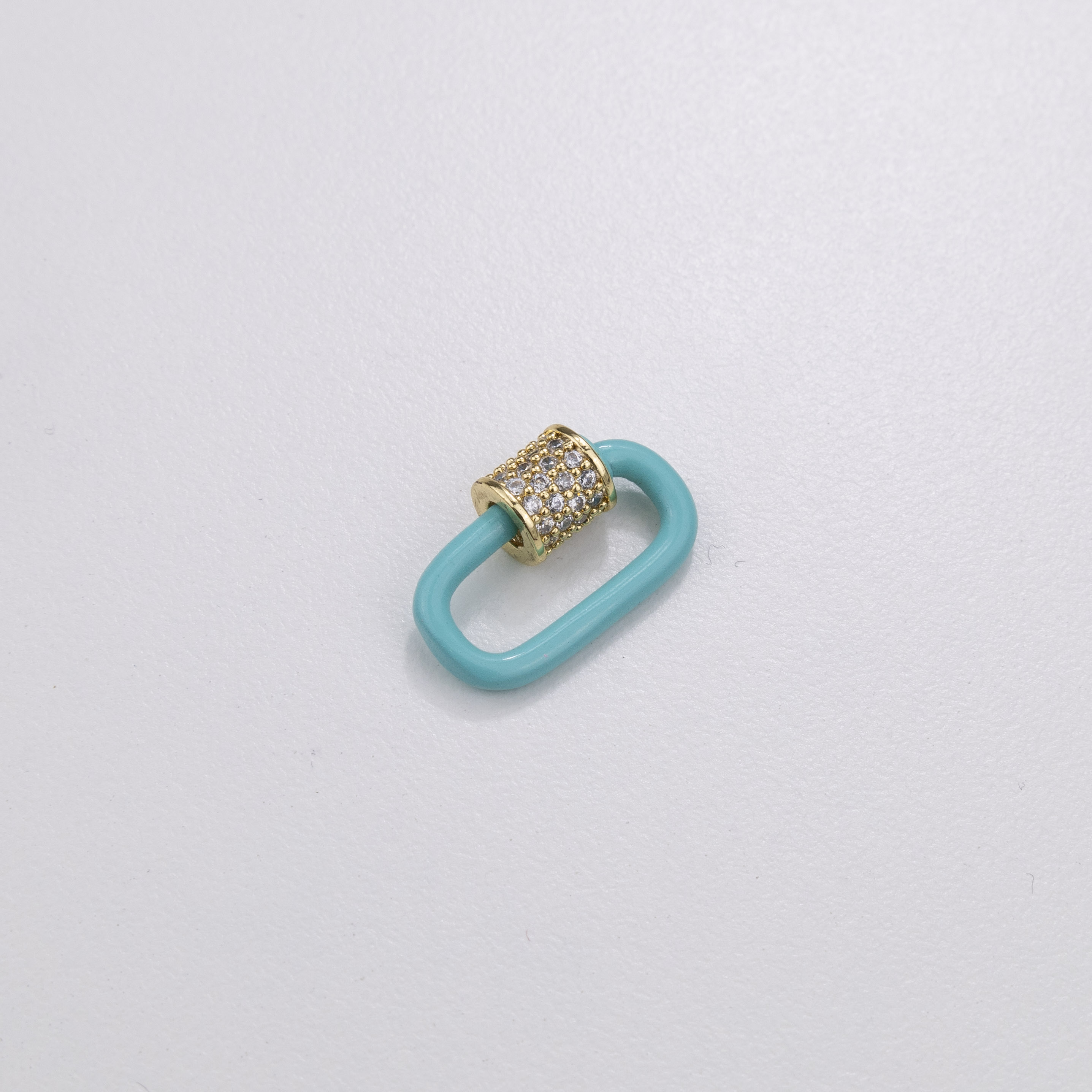 14337 Turquoise Oval Clasp Self Closing