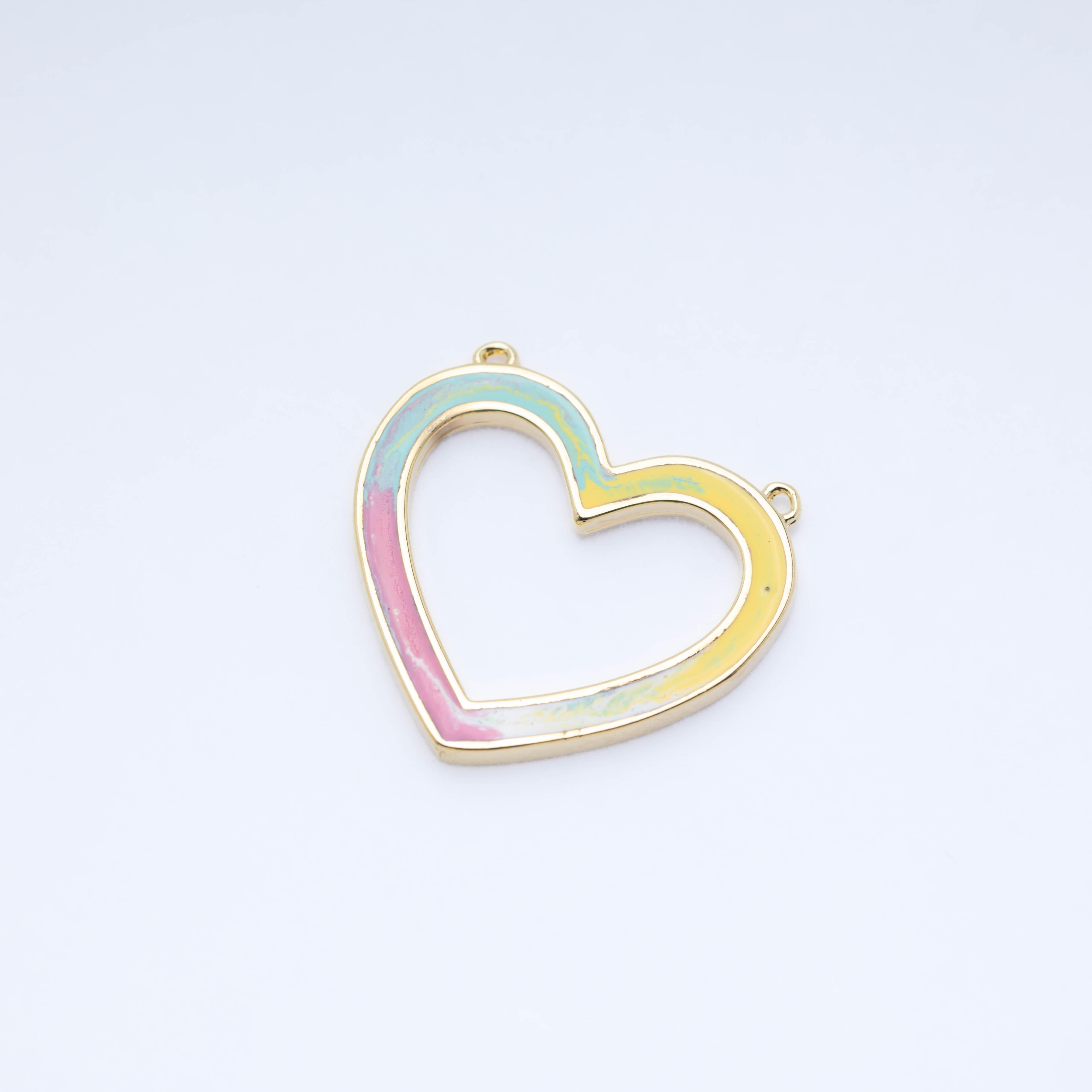 9662  Tie-Dye Heart Pendant 