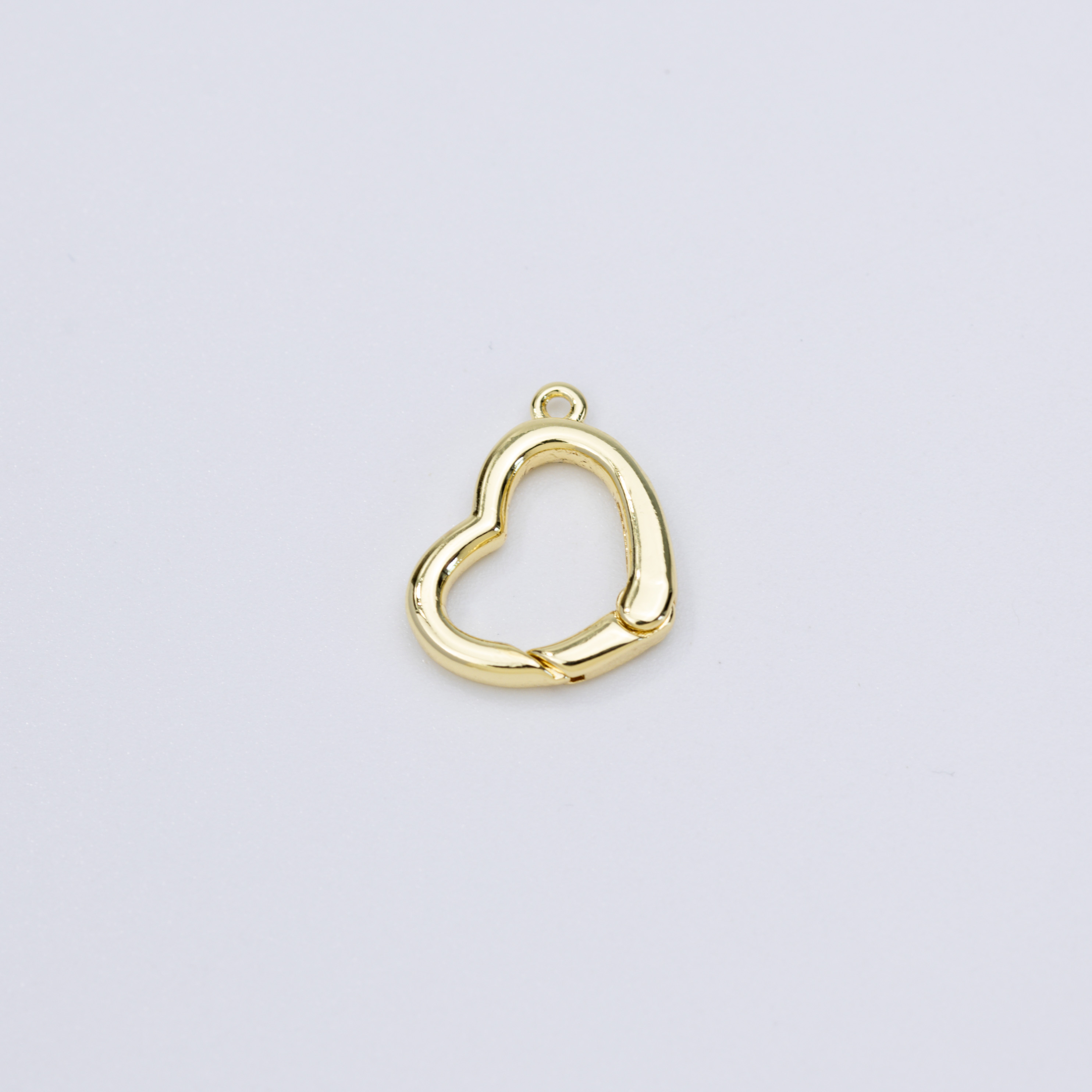19866 Gold Heart Clasp With Ring
