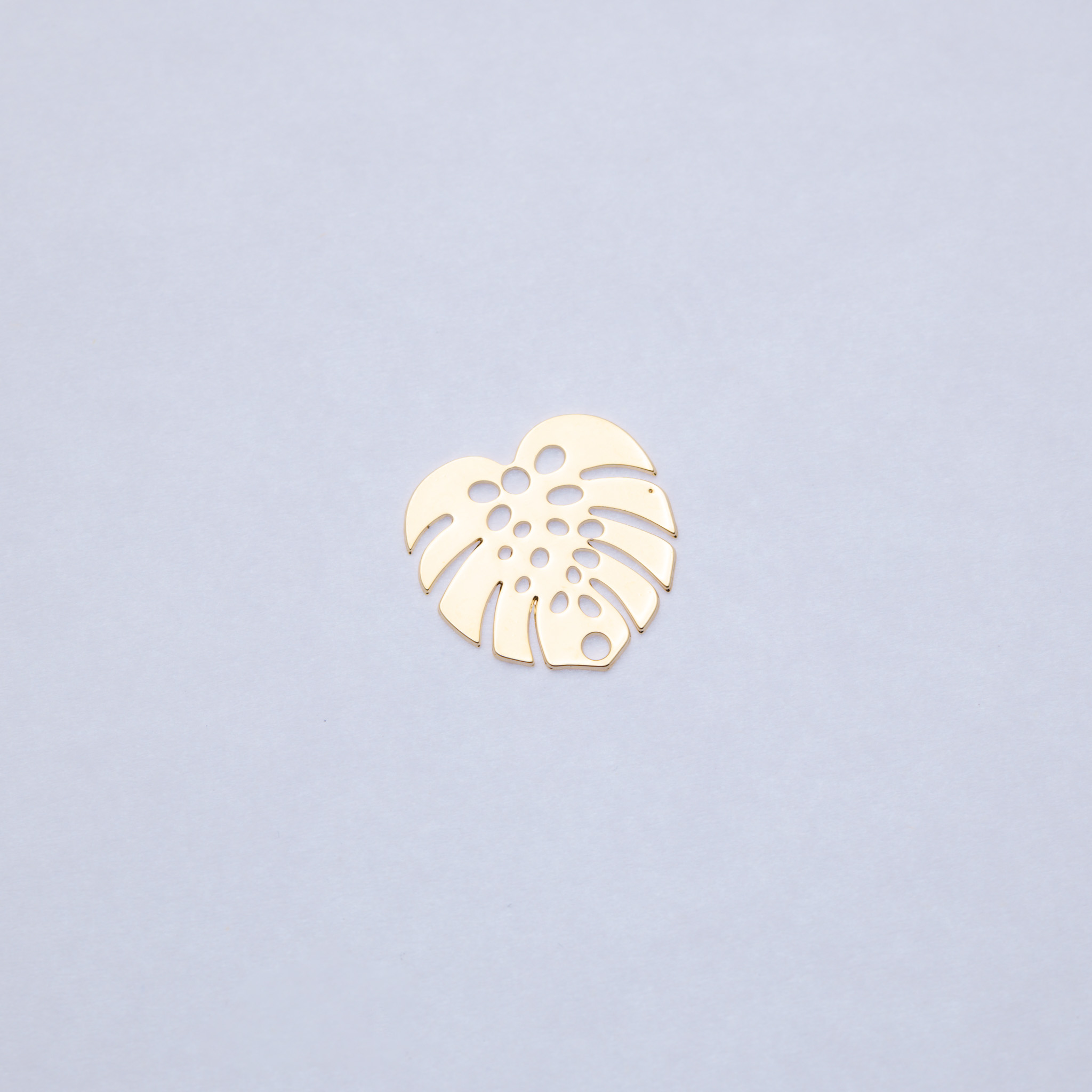 6308 Conector liso de hoja tropical