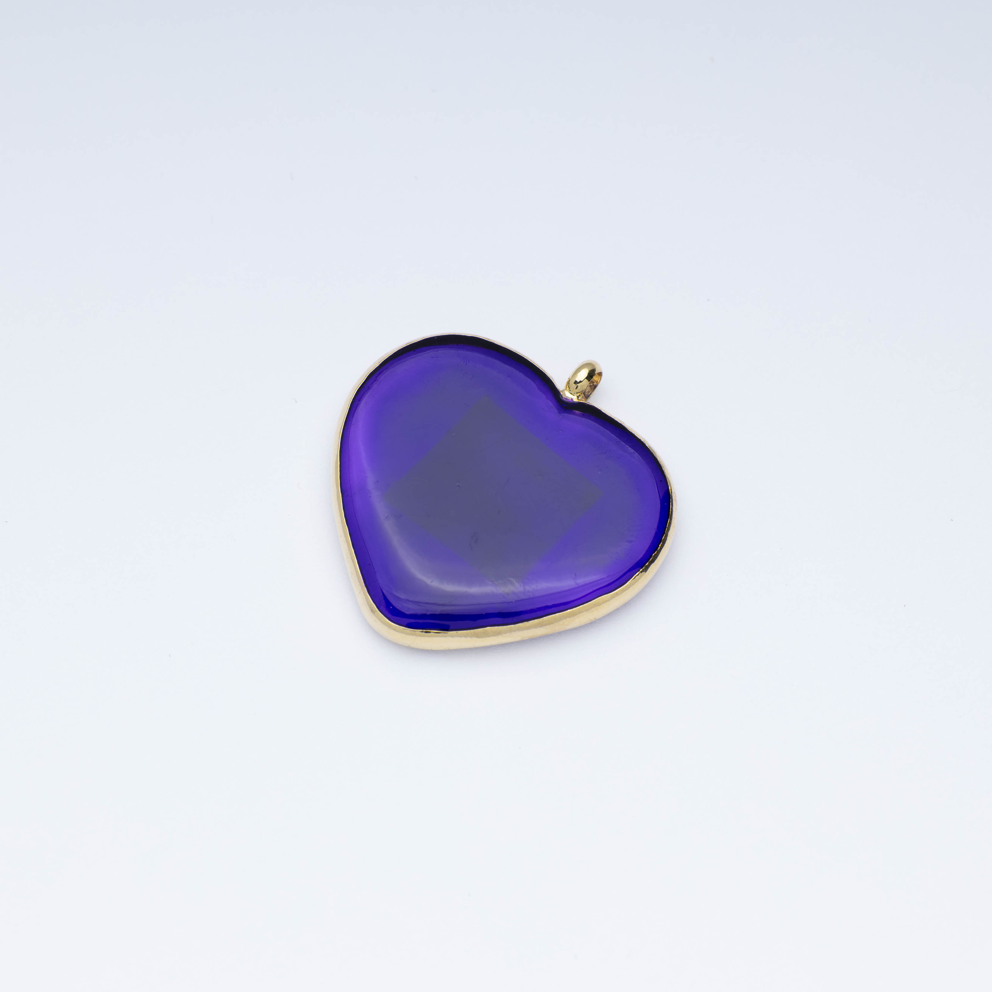 20511 Hearts Bizel Amethyst 35mm