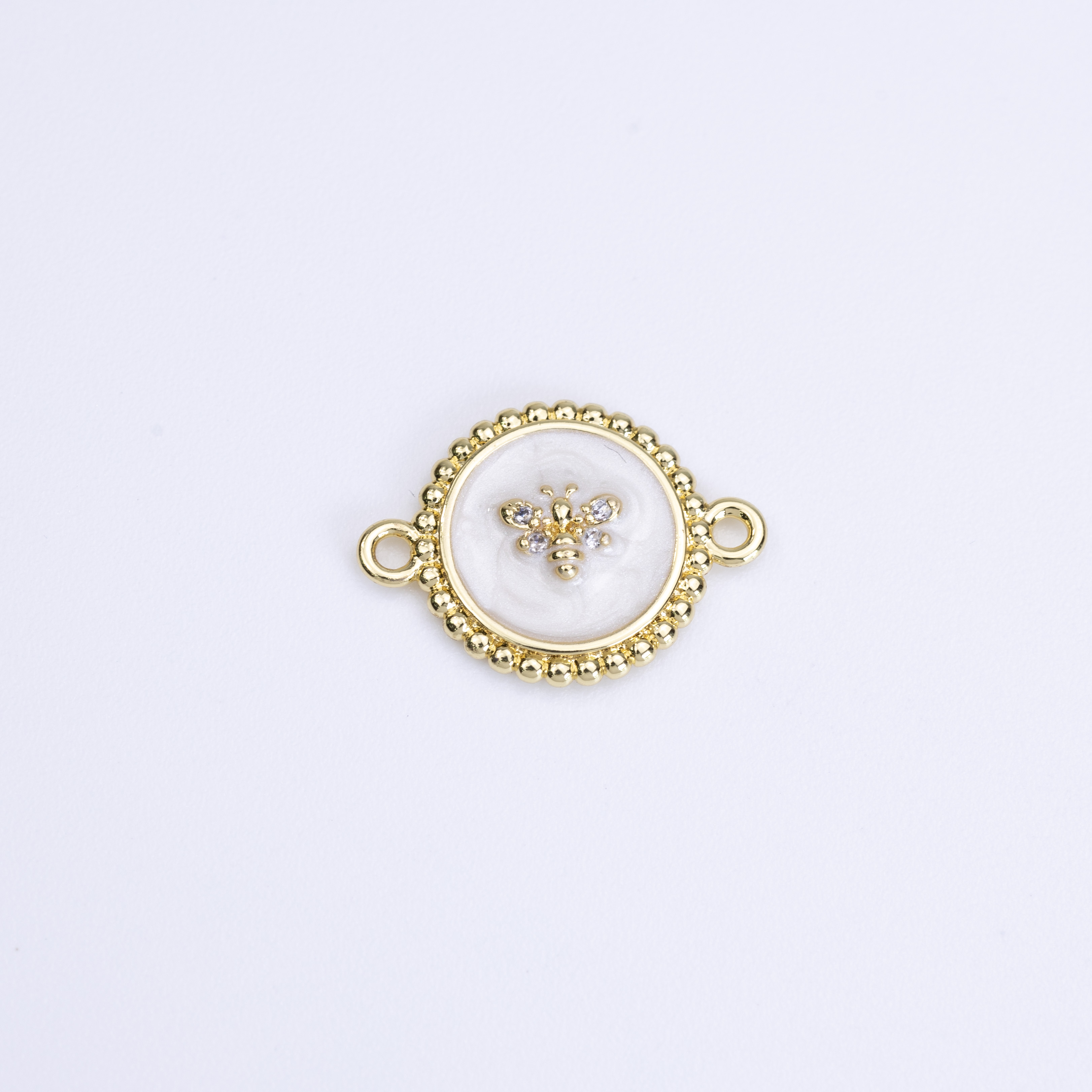 15938 Pearl Wasp Connector