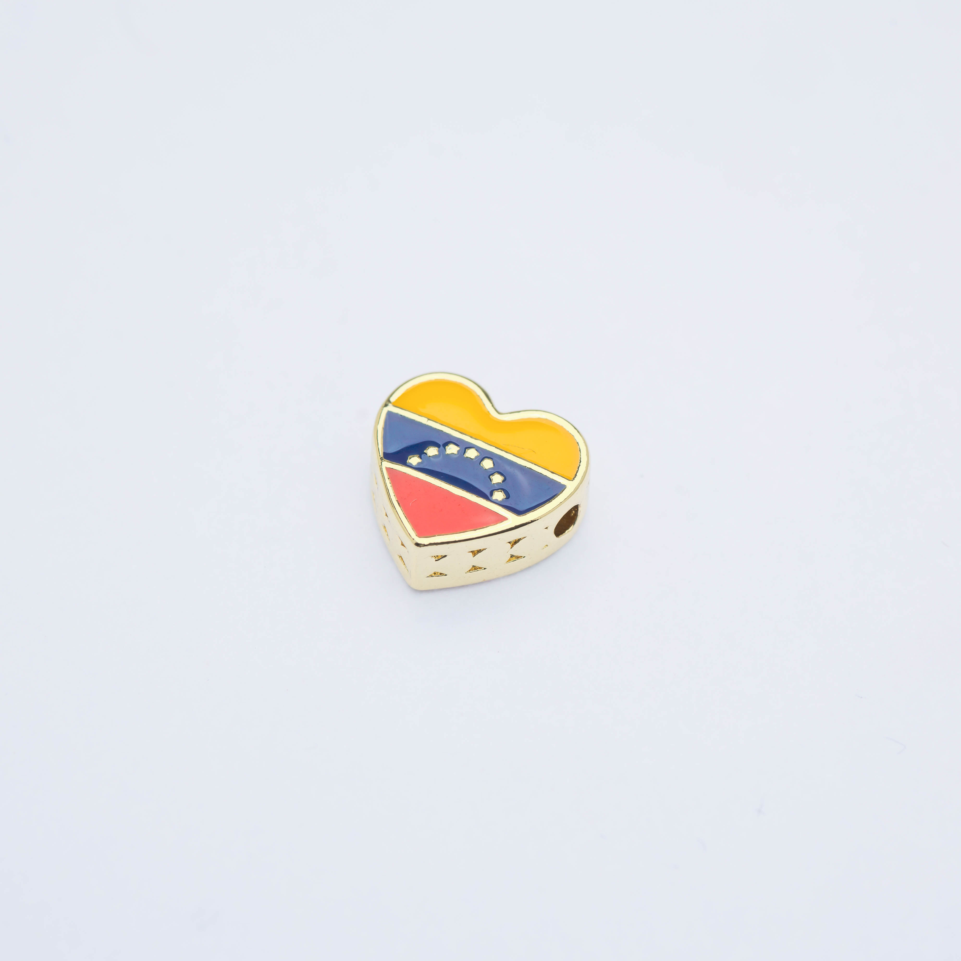 21735 Heart Venezuela Spacer charm