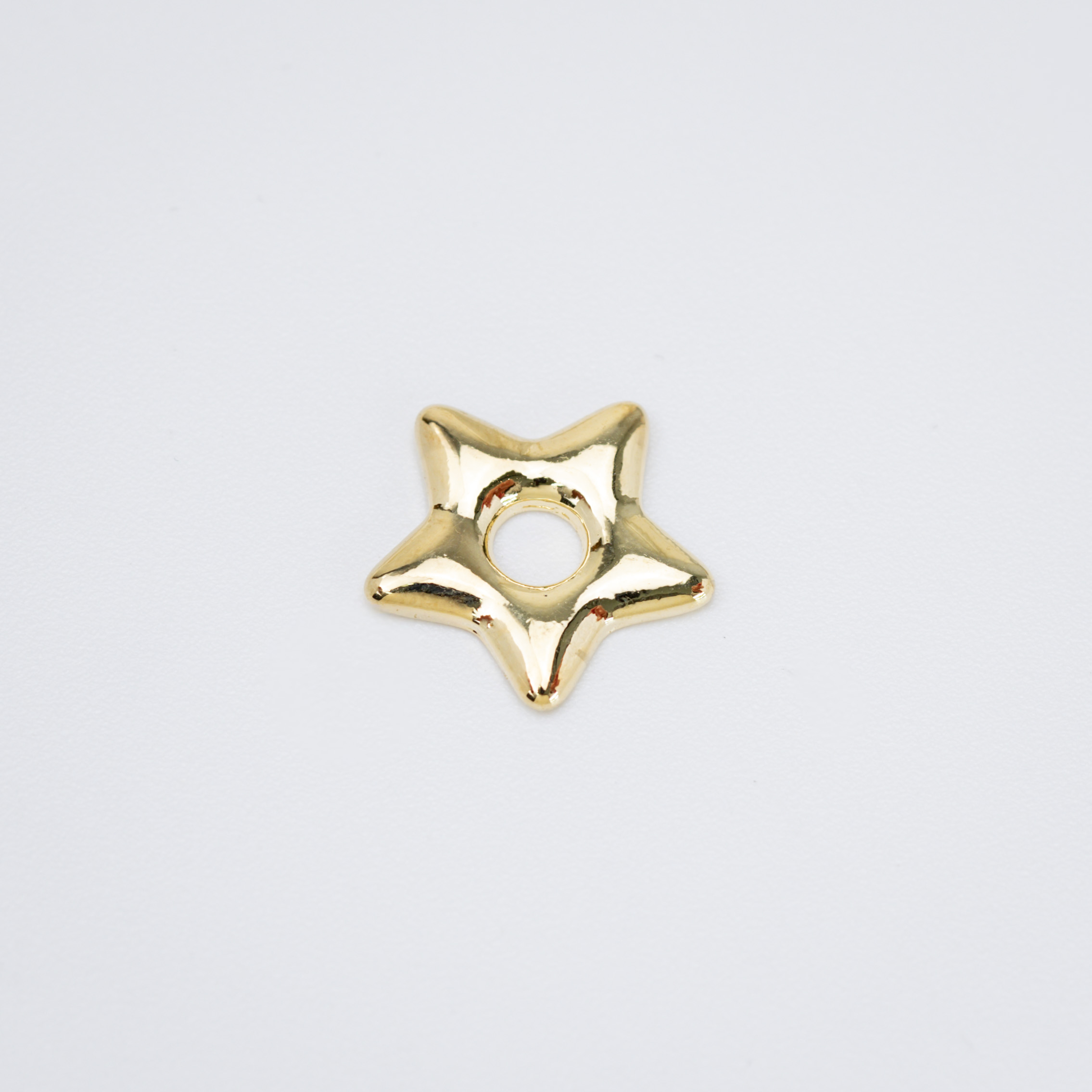 14310 (1) Star Button 14mm