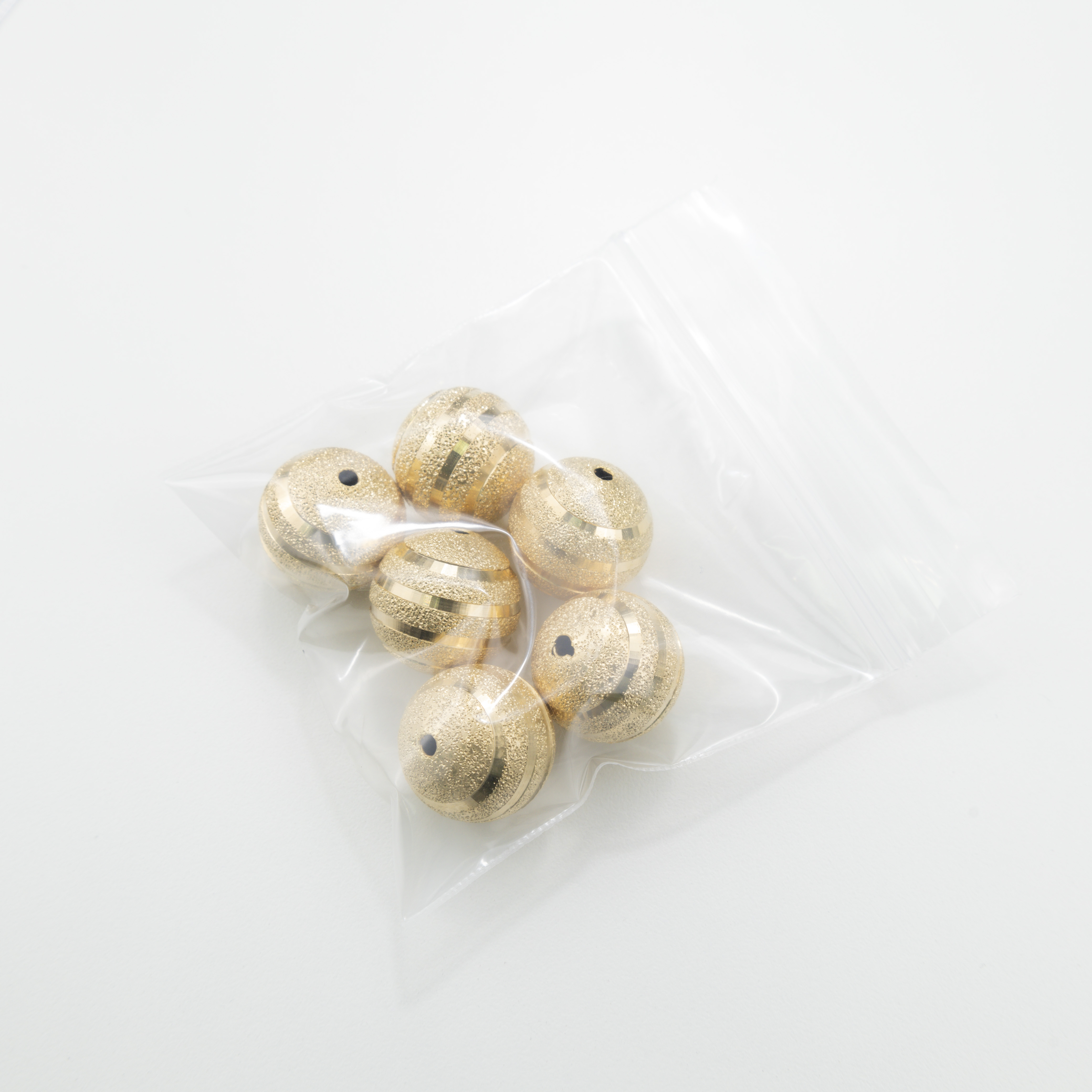 15601 20mm Small Hole Smooth Round Beads