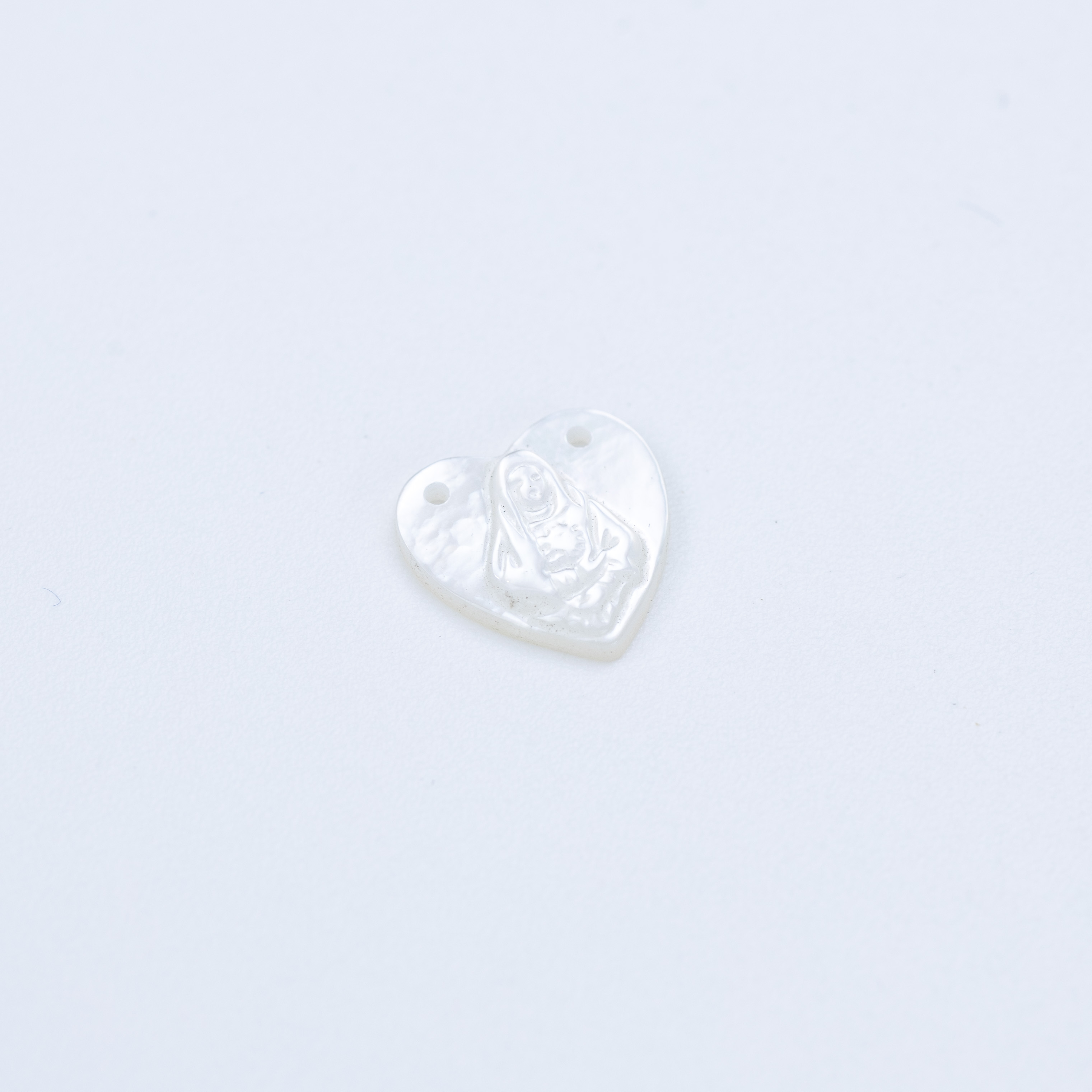 1774 Heart Shell Virgin Maria