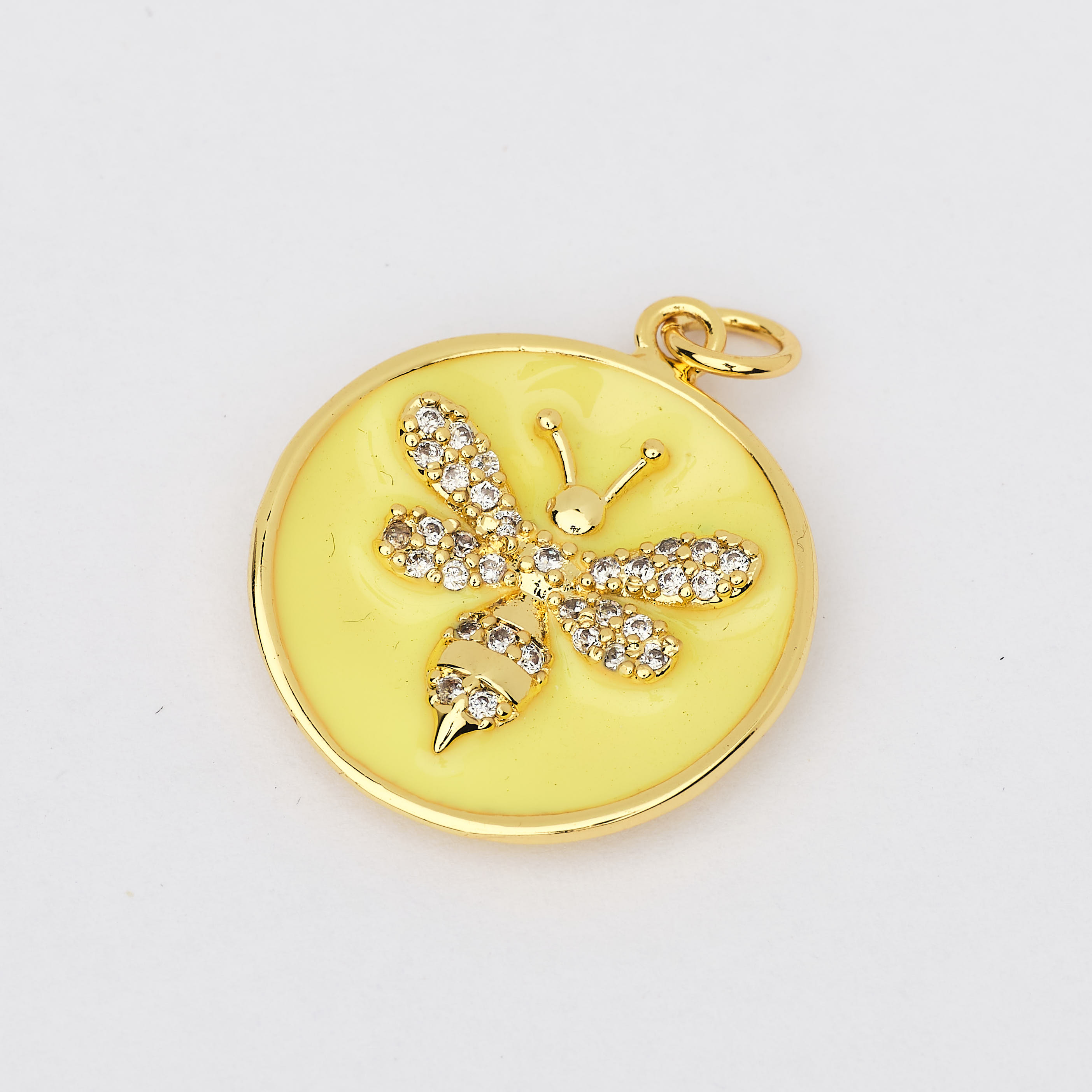 13147 Yellow Wasp Crystals Round Pendant
