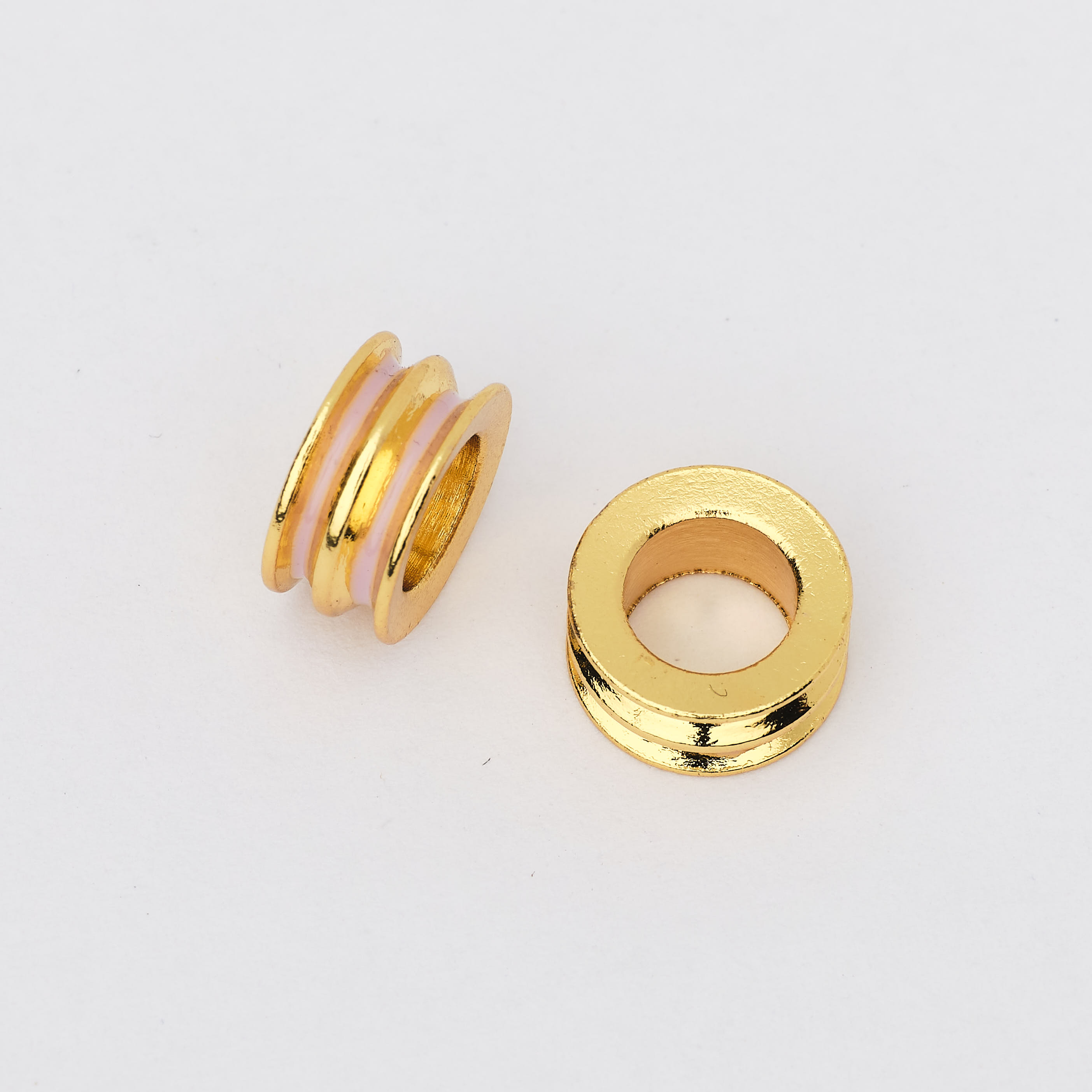 15043 Lilac with Gold Spacer