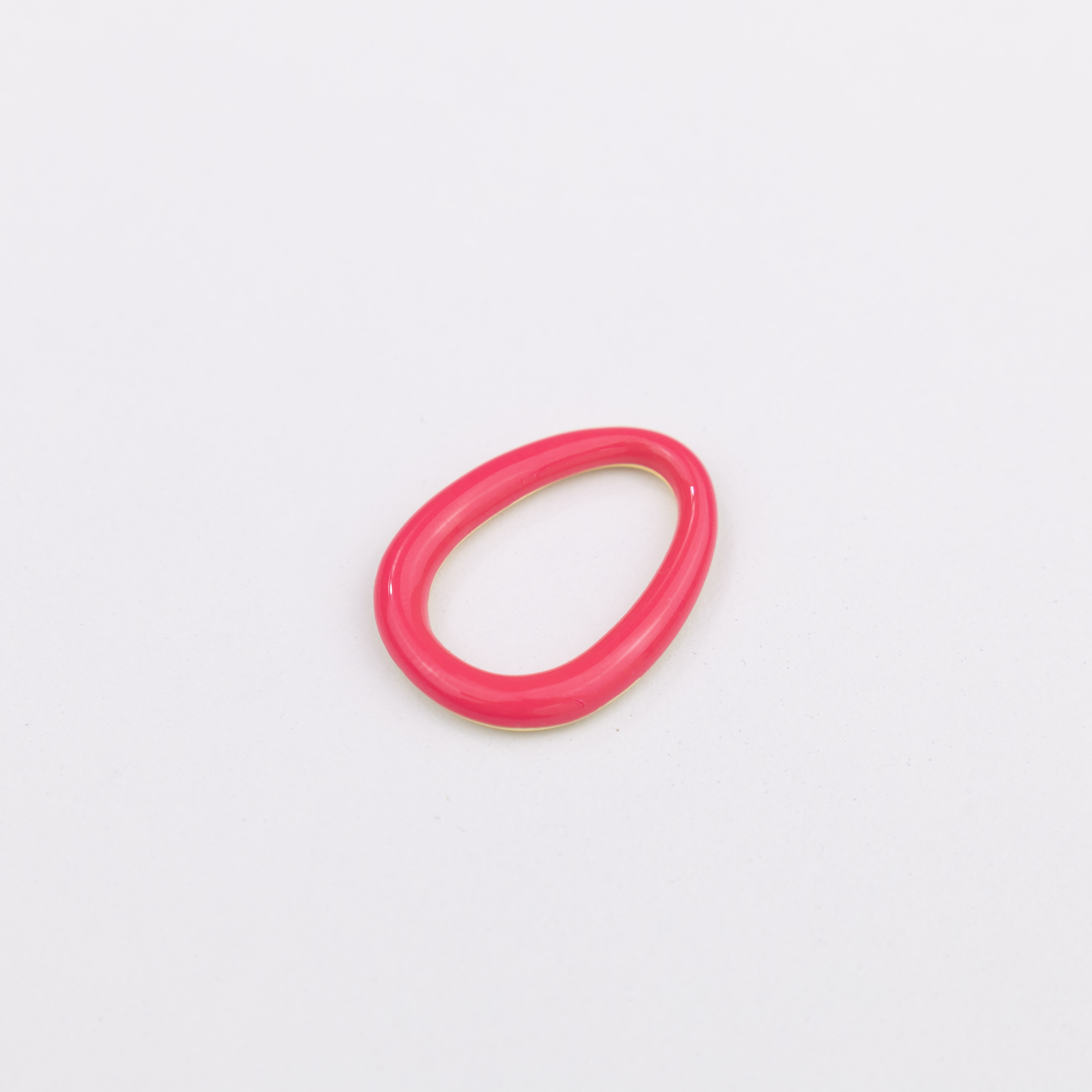 15421 Fuchsia Oval Enamel