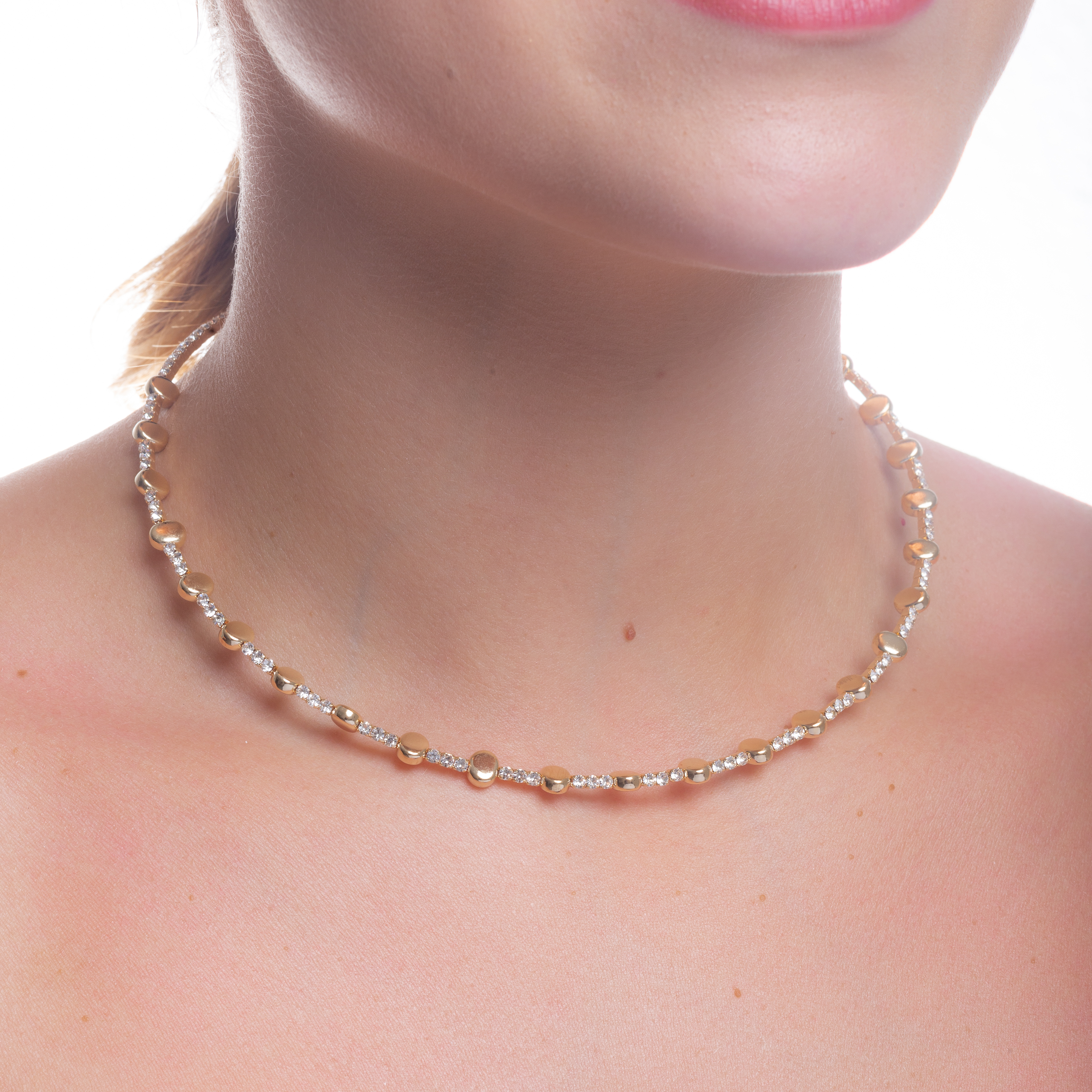 21472 Gold Choker with Smooth Circle Beads