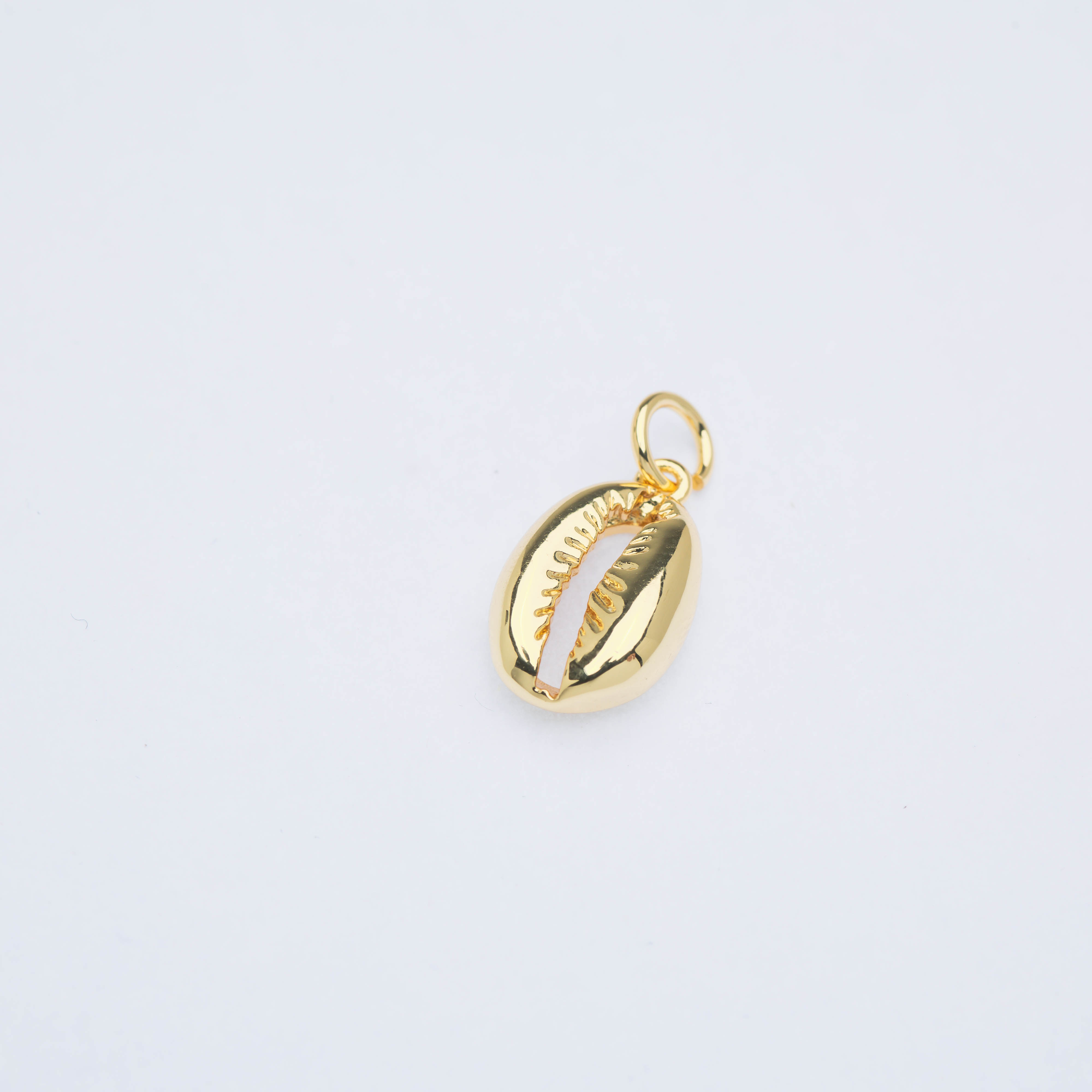 21904 Gold Cowrie Shell Charm