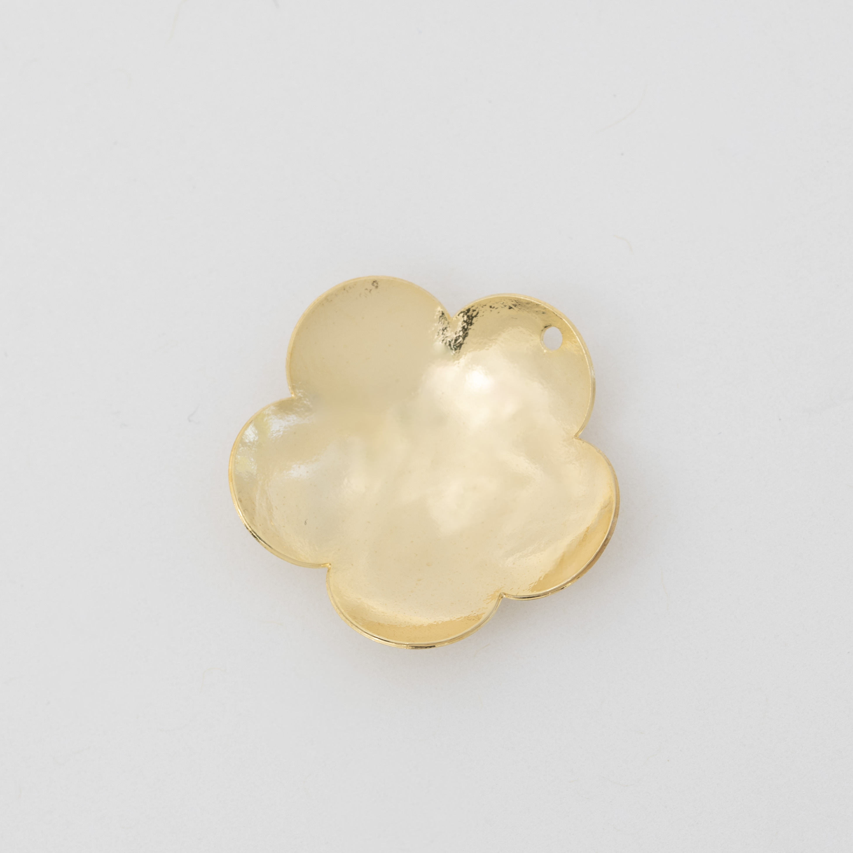850 Gold Flower Pendant