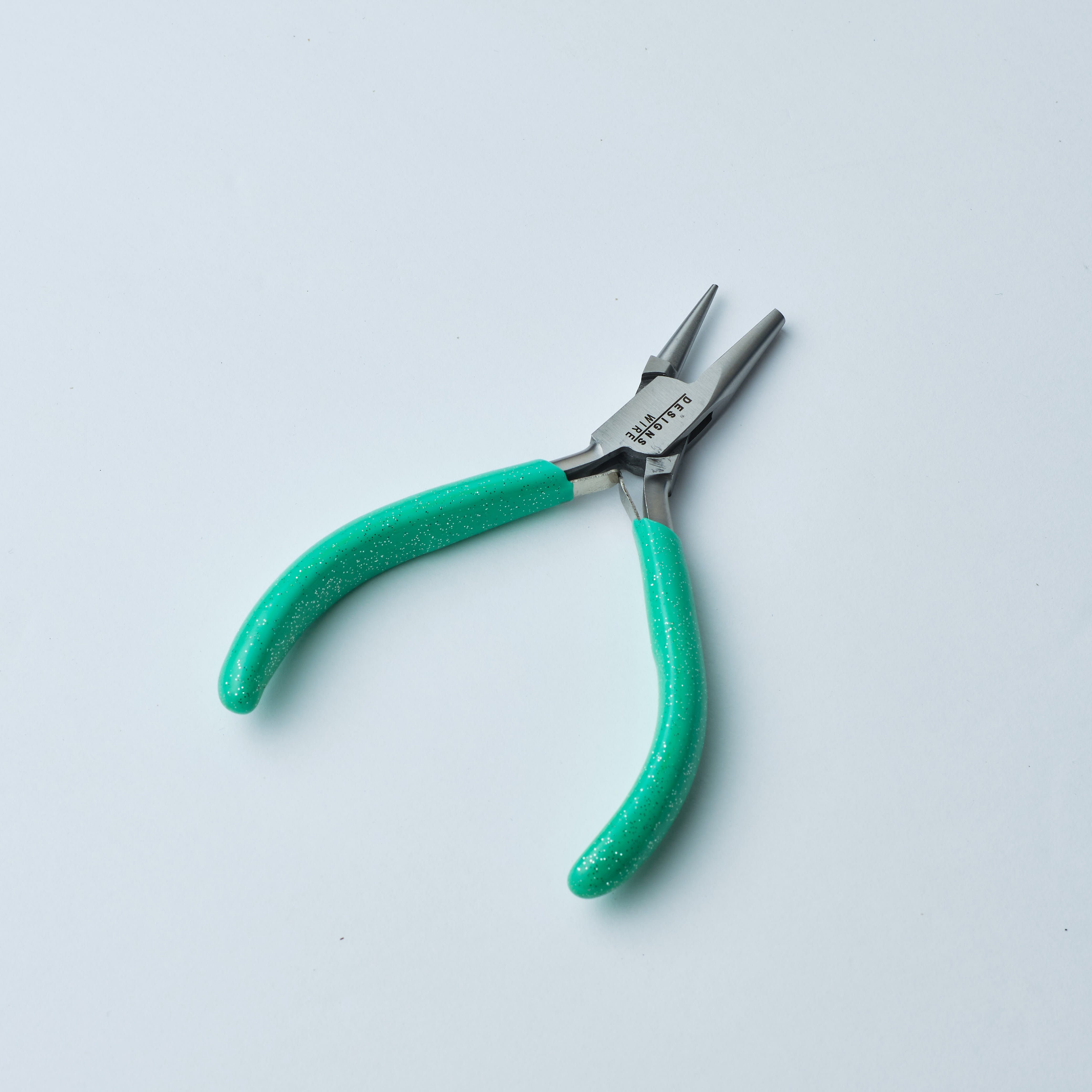 16181 Alicates Redondos