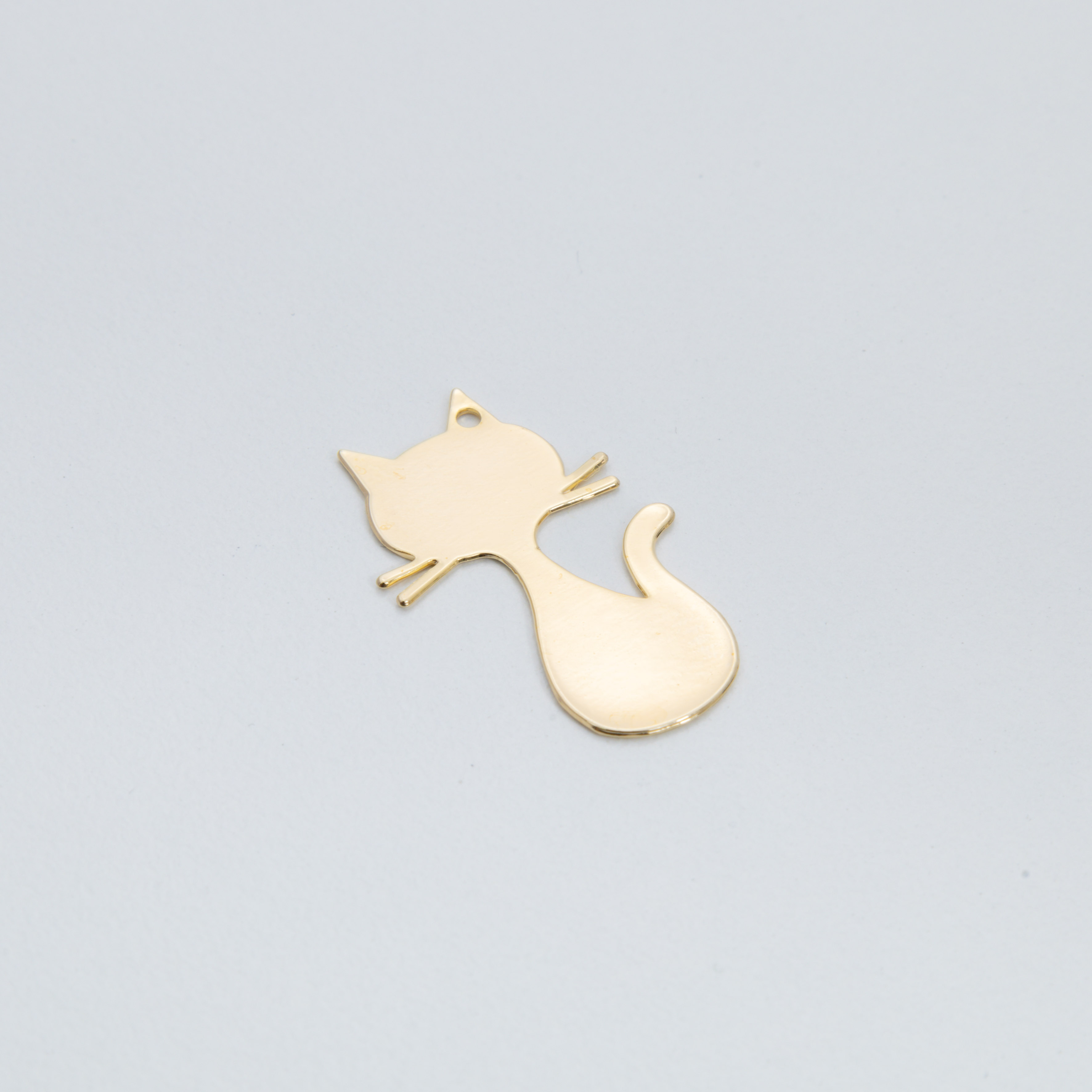 642 Gold Plated Cat Silhouette Pendant