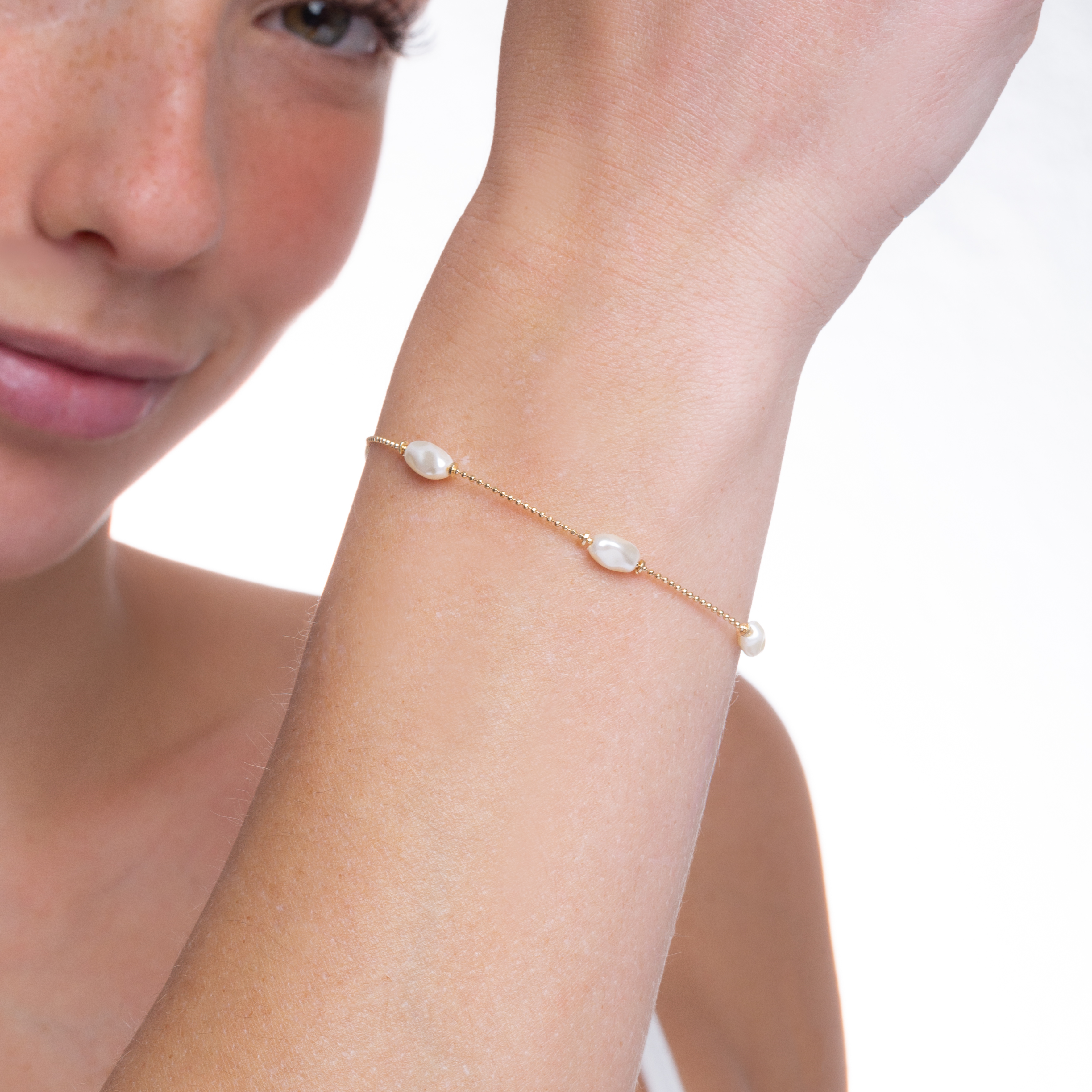 19794 Ball Chain Bracelet With Pearls