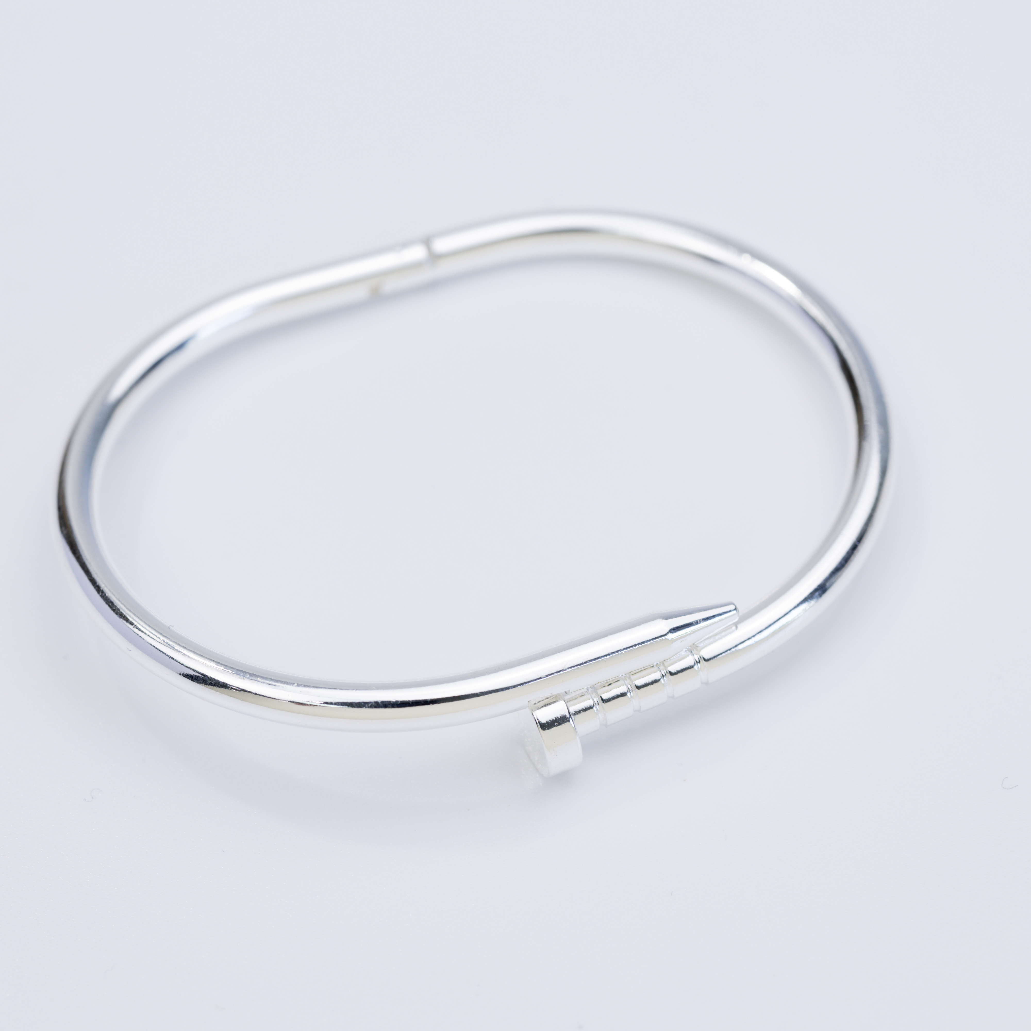 19793 Silver Screw Bracelet