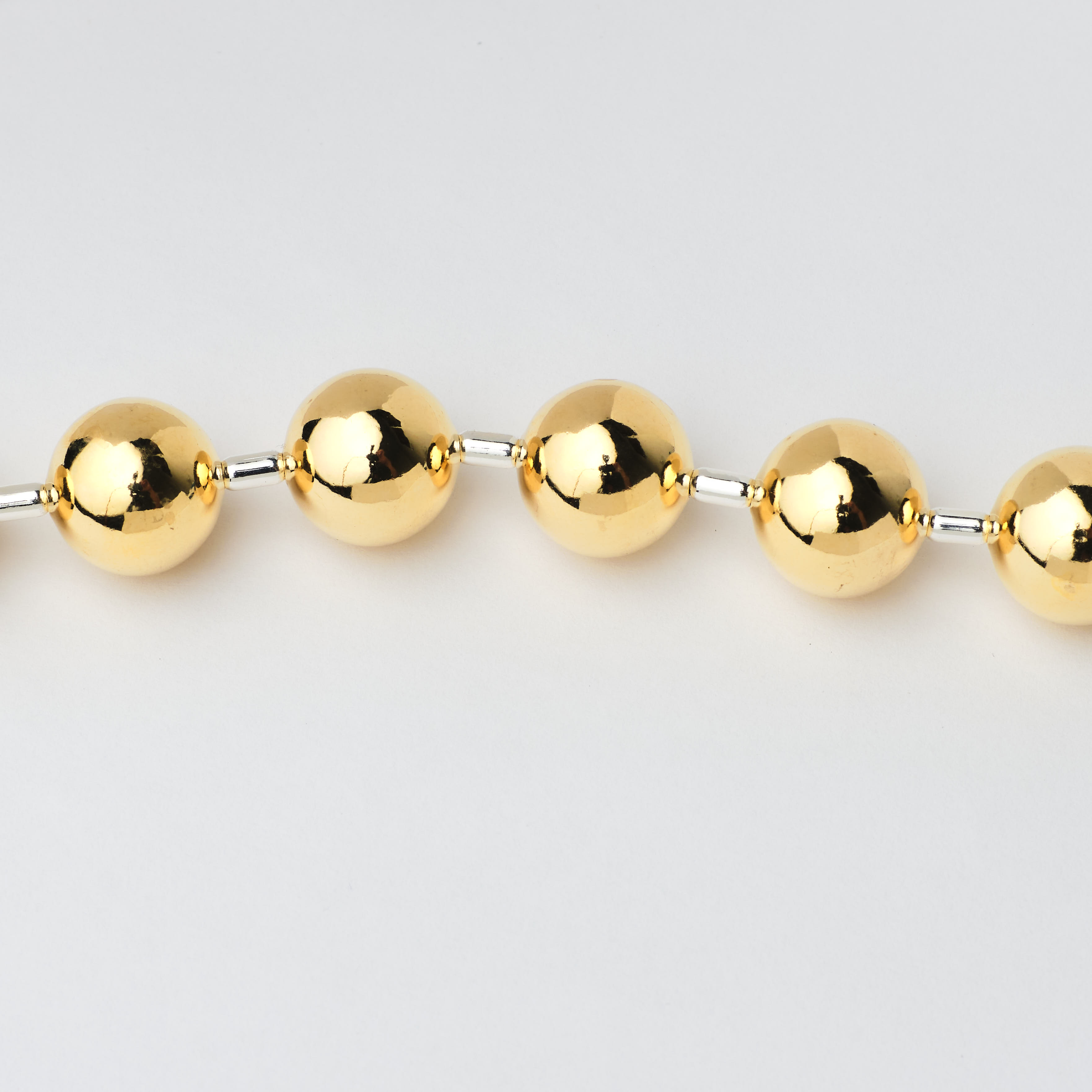 18797 Cadena de bolas de oro y plata de 16mm 2