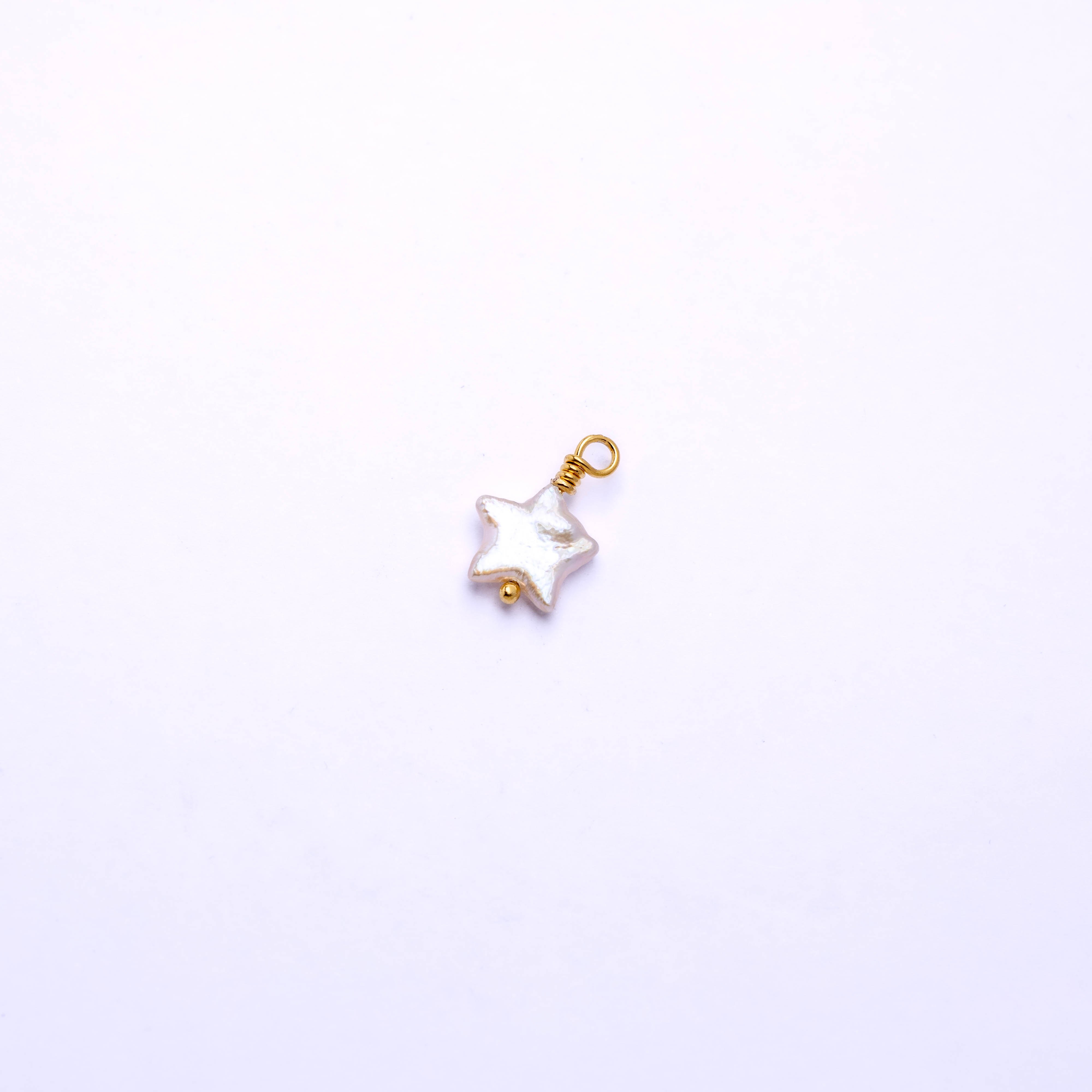 21027 Star Baroque Pearl Pendant with Gold Cap