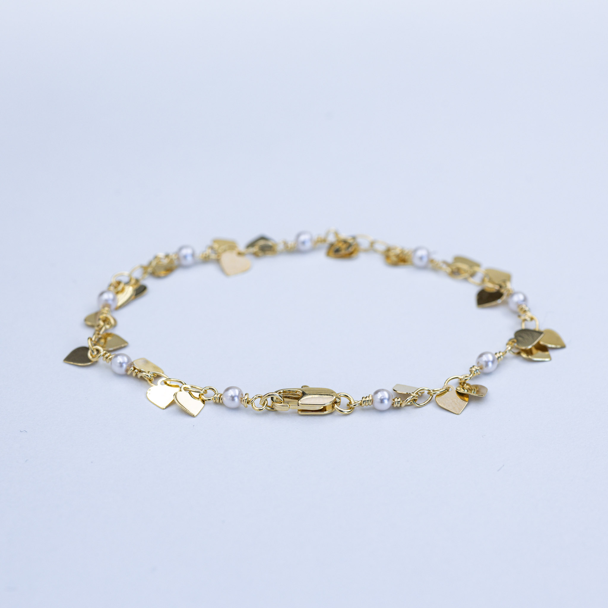 20099 Bracelet w/ Pearl and Hearts