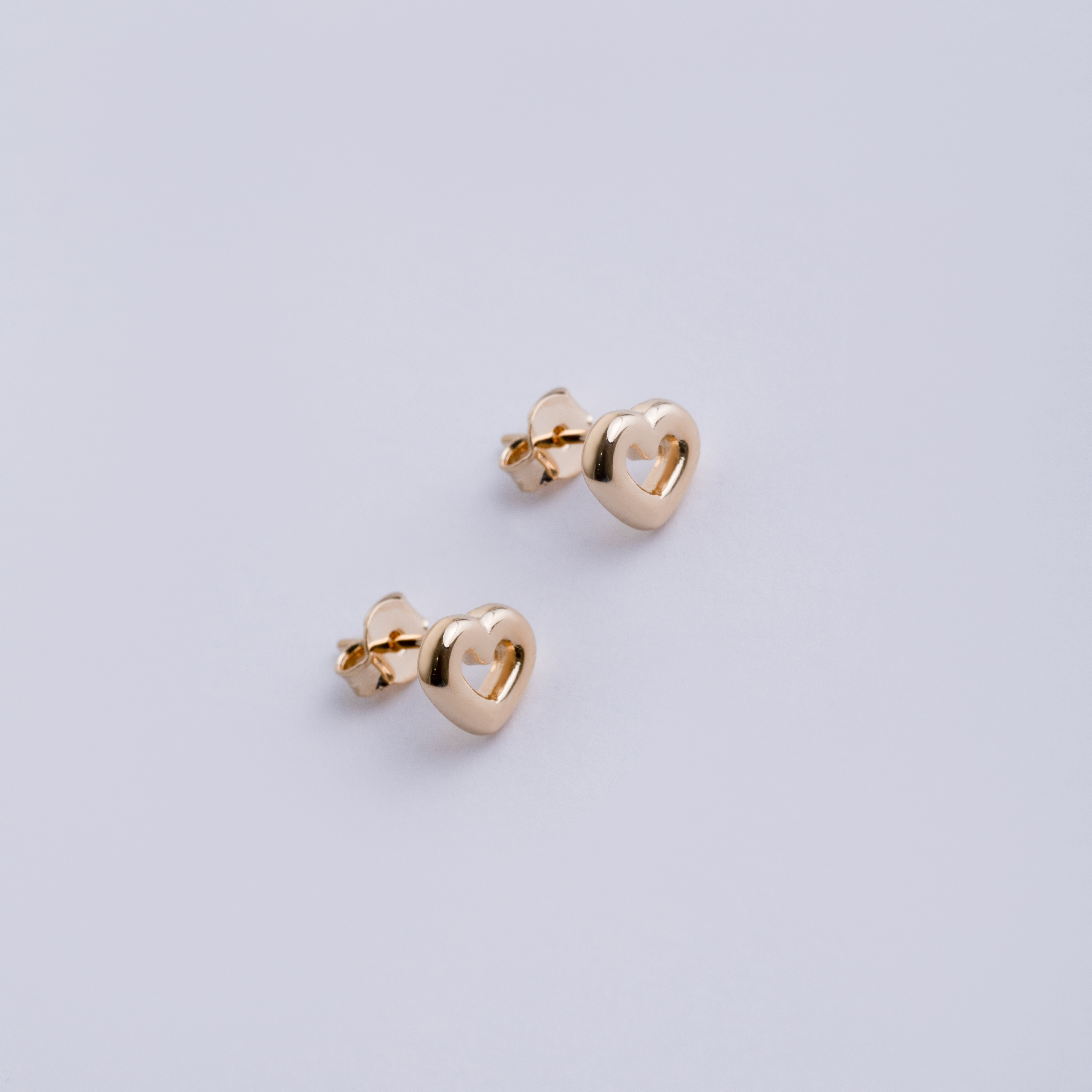 18365 Gold Heart Earring Small