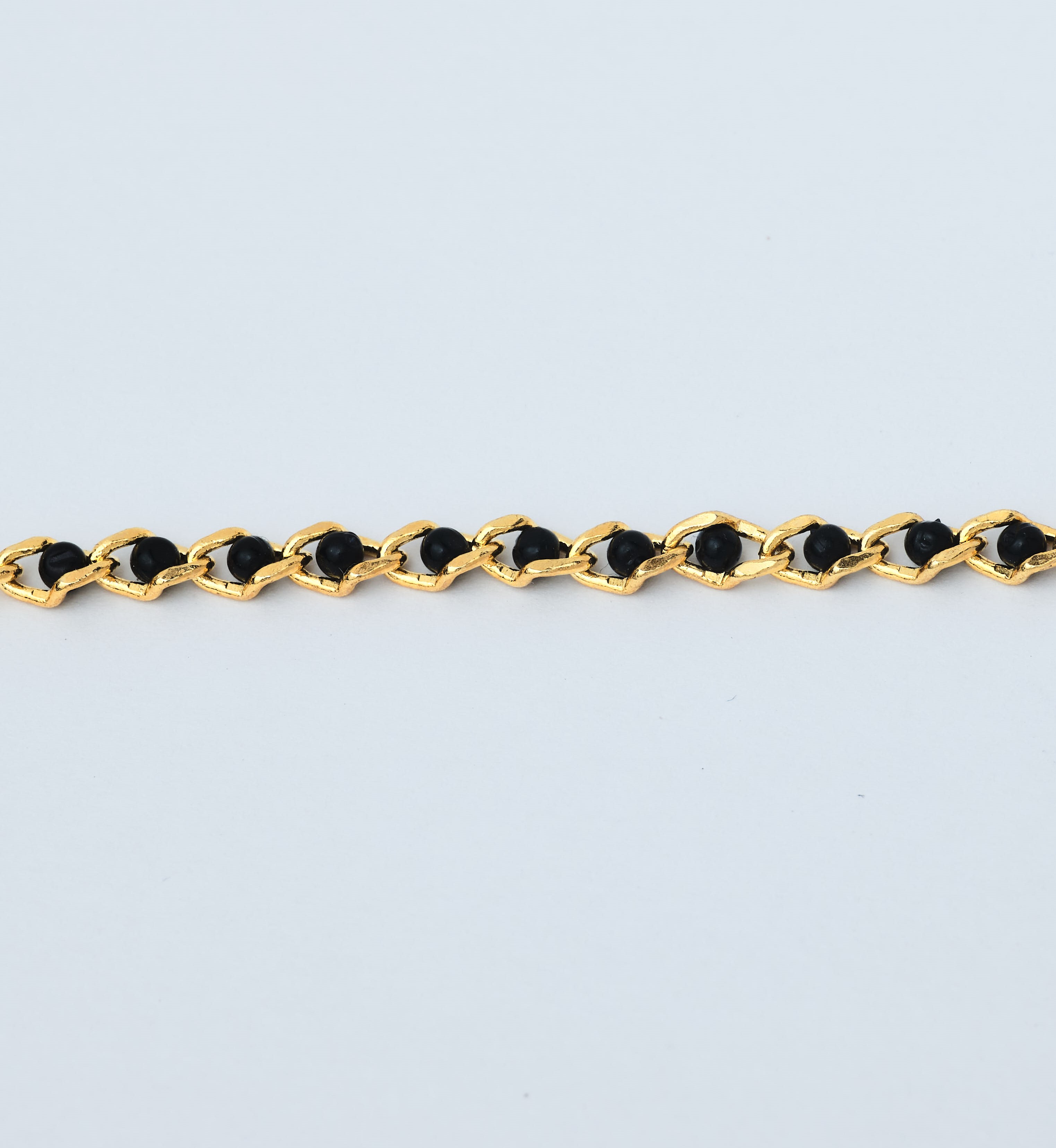 7660 Chain w/Black Seeds by ft