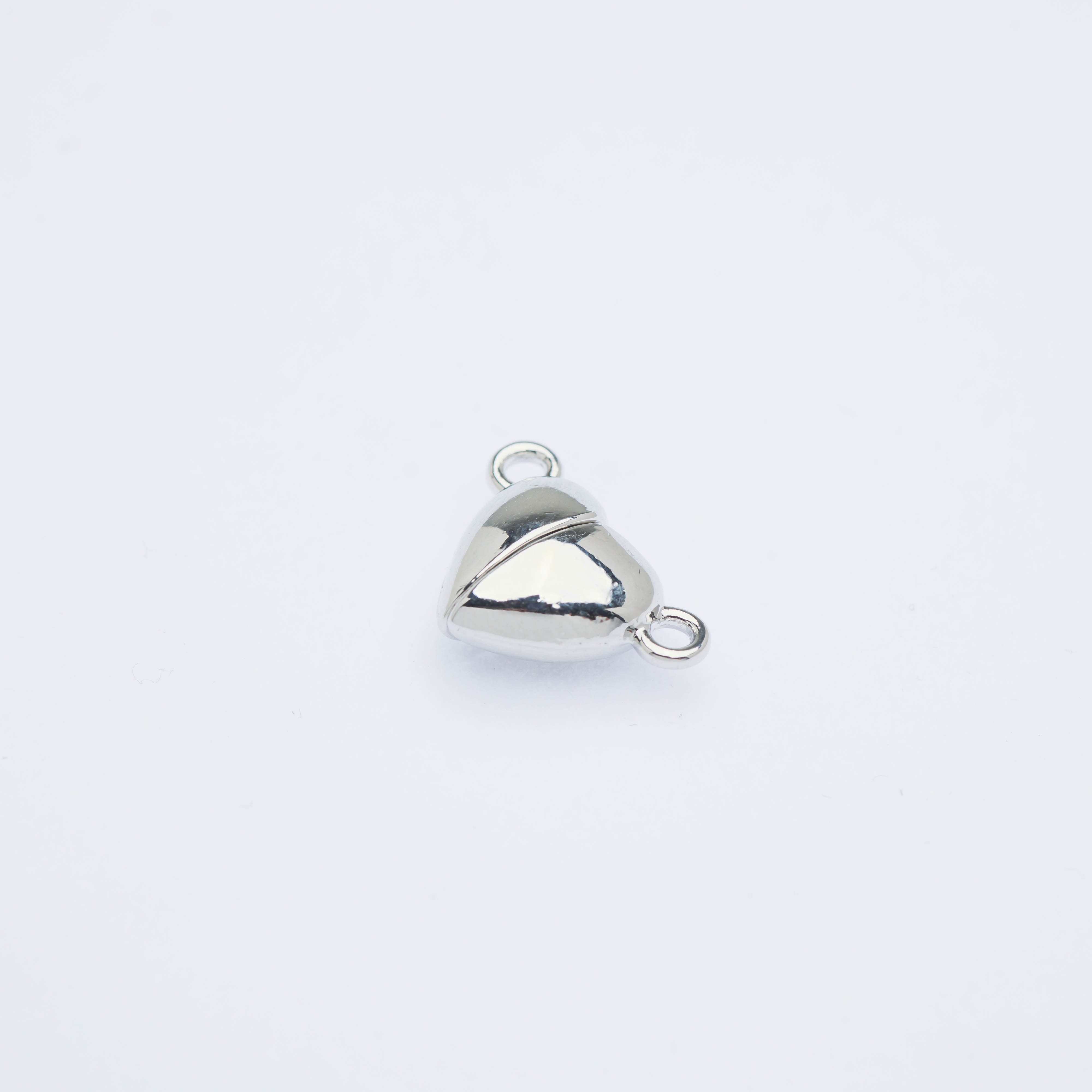 21794 Silver Magnetic Heart Connector Charm