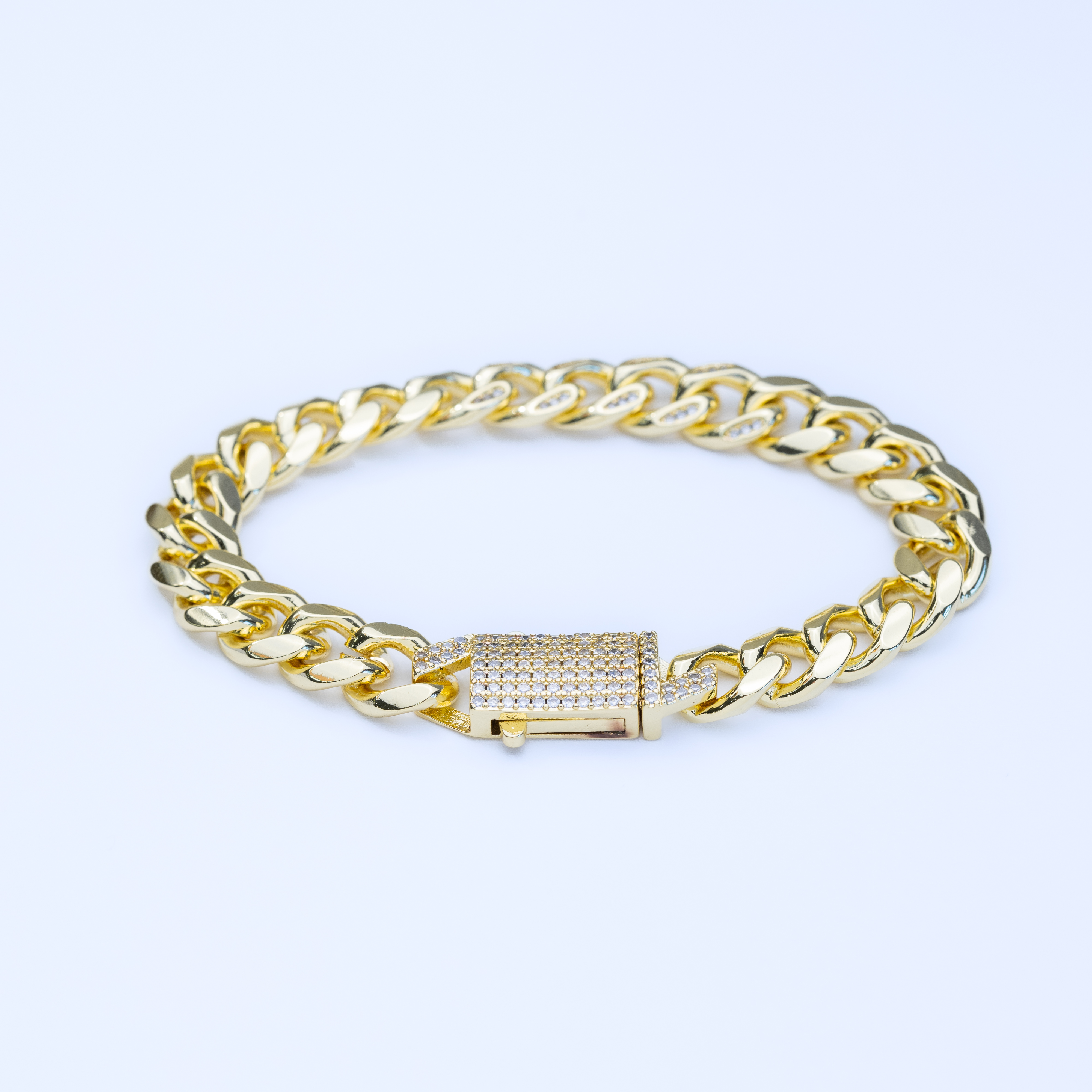 20237 Gold Cuban Link Bracelet with Crystal Clasp