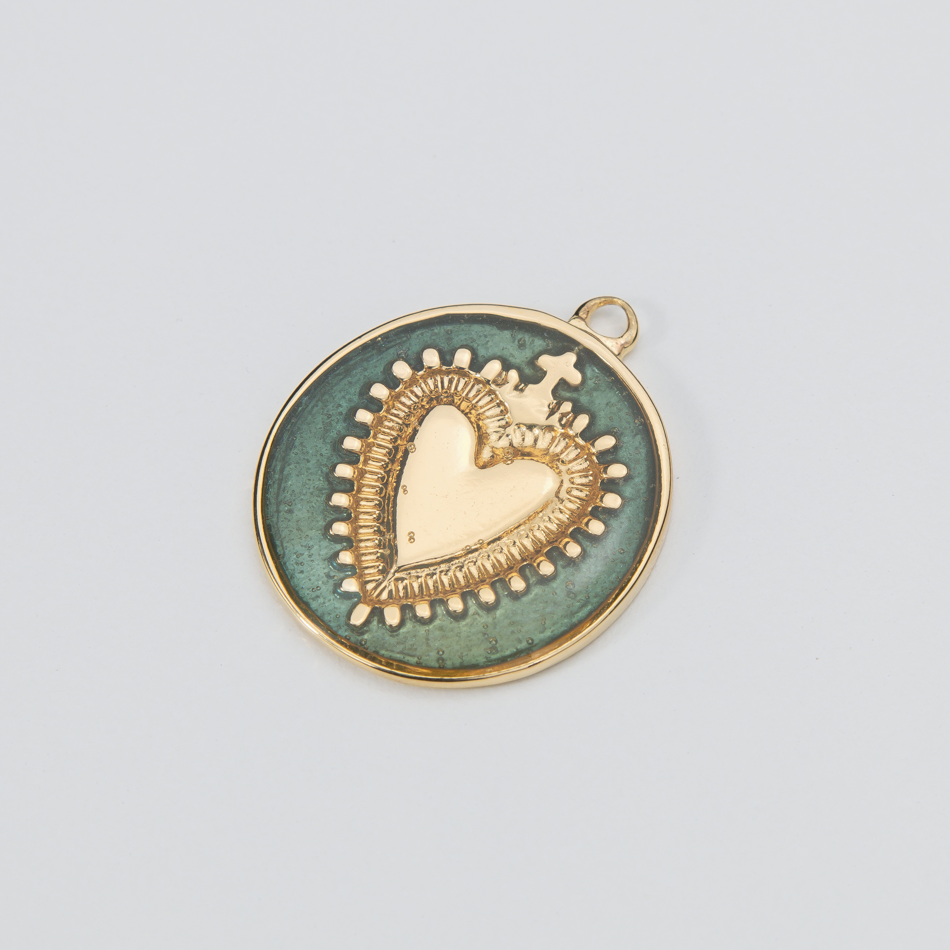 18646  Big Green Bleeding Heart of Jesus Pendant