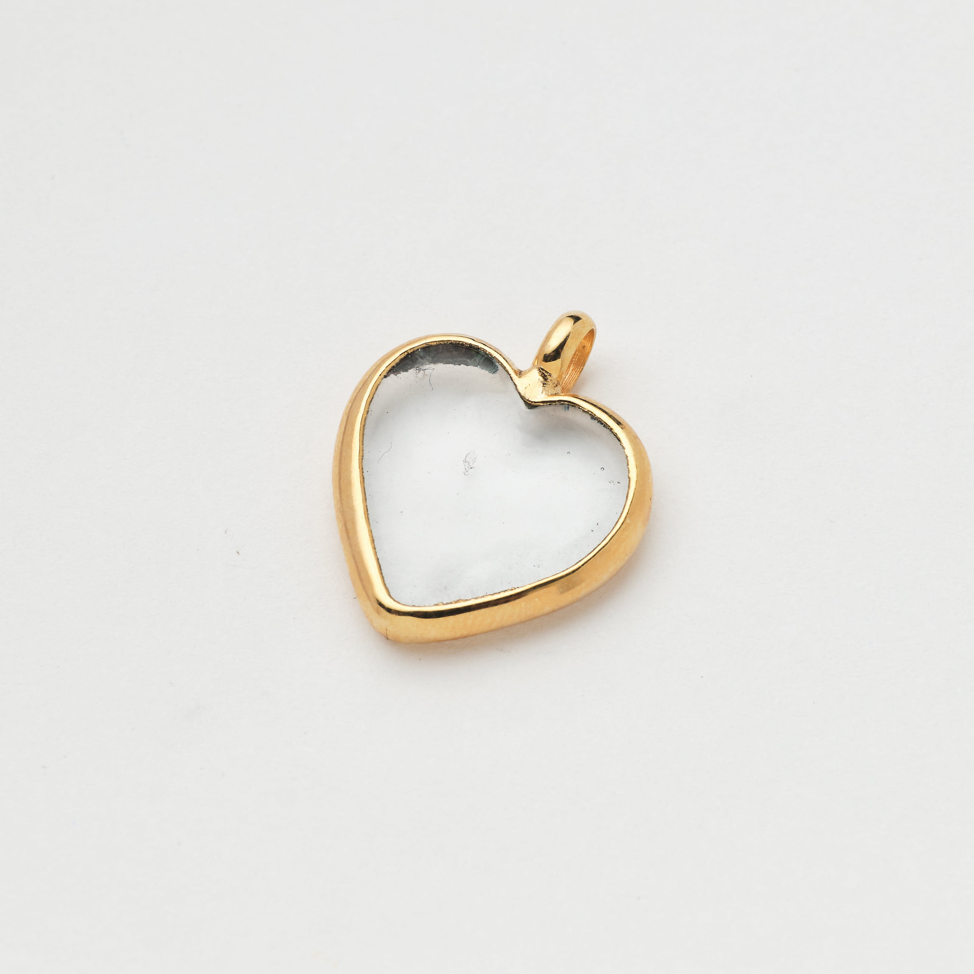 9498 Small Clear Transparent Heart Bizel Charm