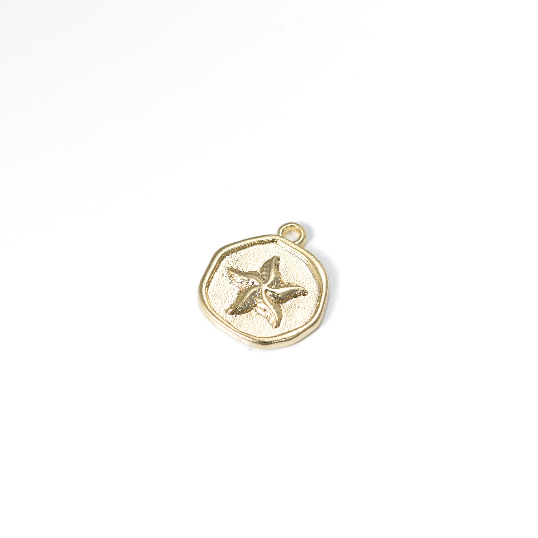 15022 Starfish Gold Pendant