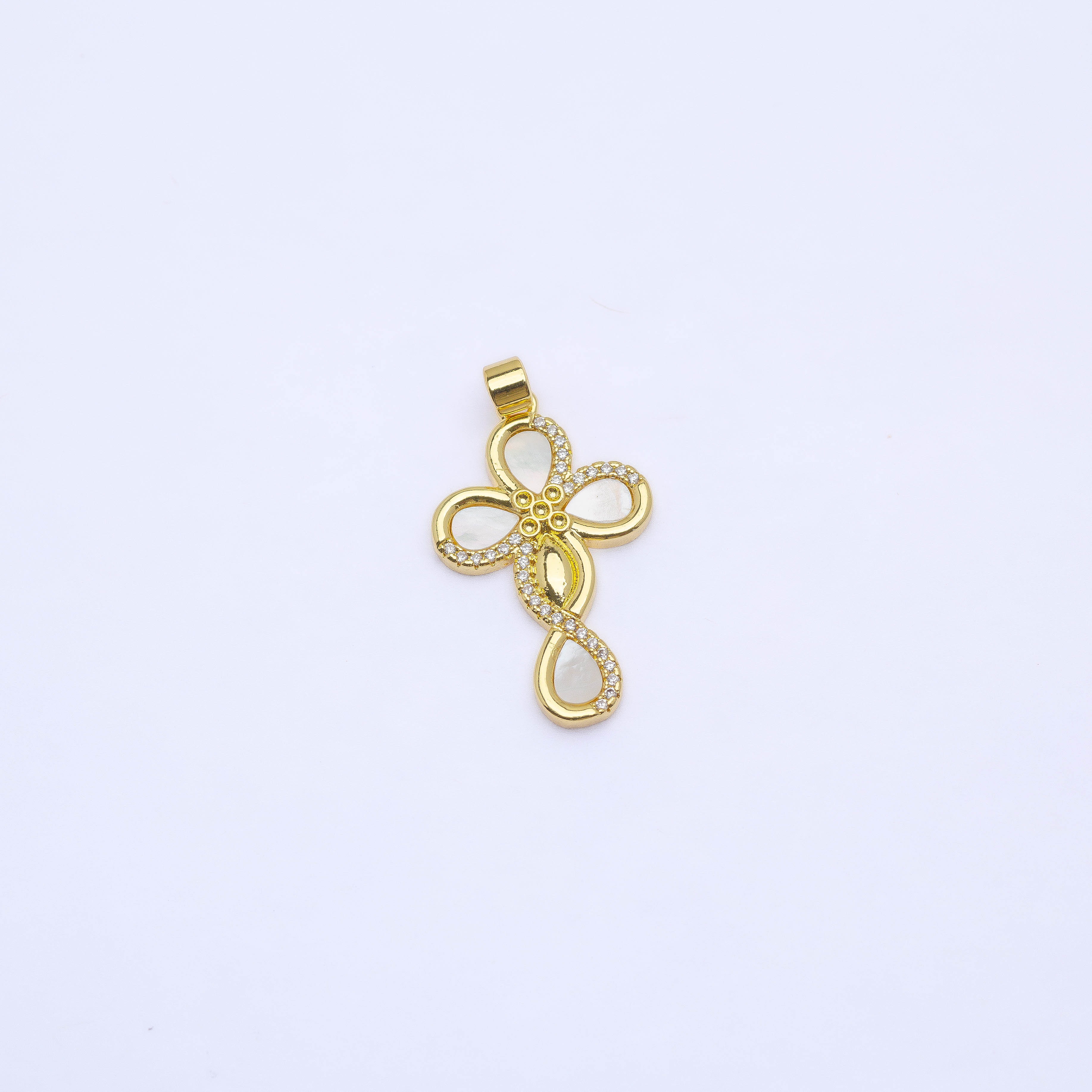 19595 Cross Pendant with Zircon